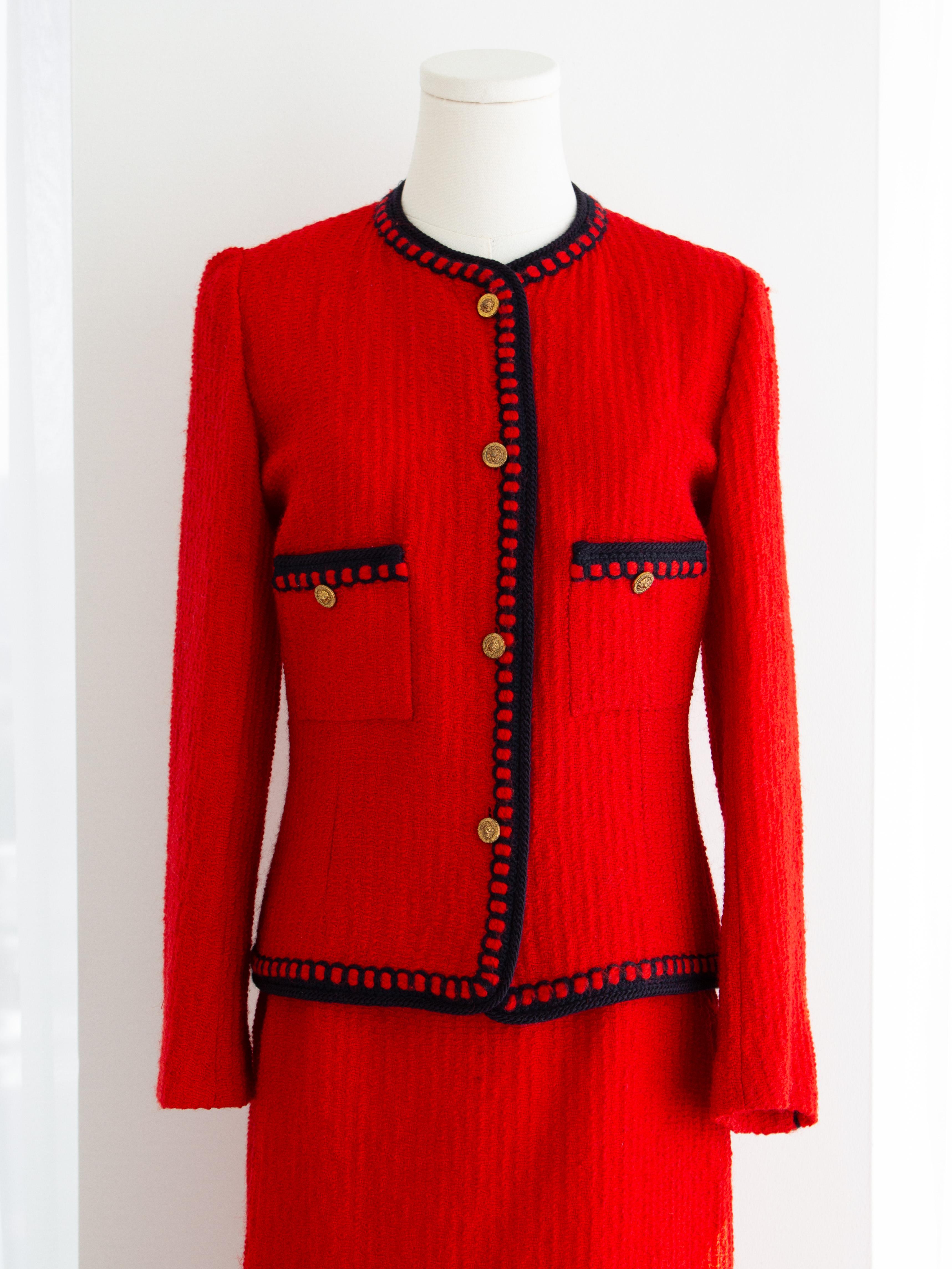 Women's Chanel Vintage 1981 Parisian Red Gold Lion Tweed Jacket Skirt Suit For Sale