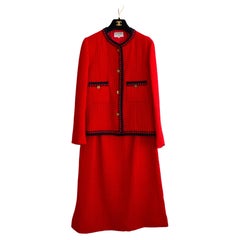 Chanel Retro 1981 Parisian Red Gold Lion Tweed Jacket Skirt Suit