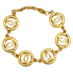 Chanel Vintage 1983 Logo CC Coco Openwork 6 Circle Charms Pendant Link Bracelet