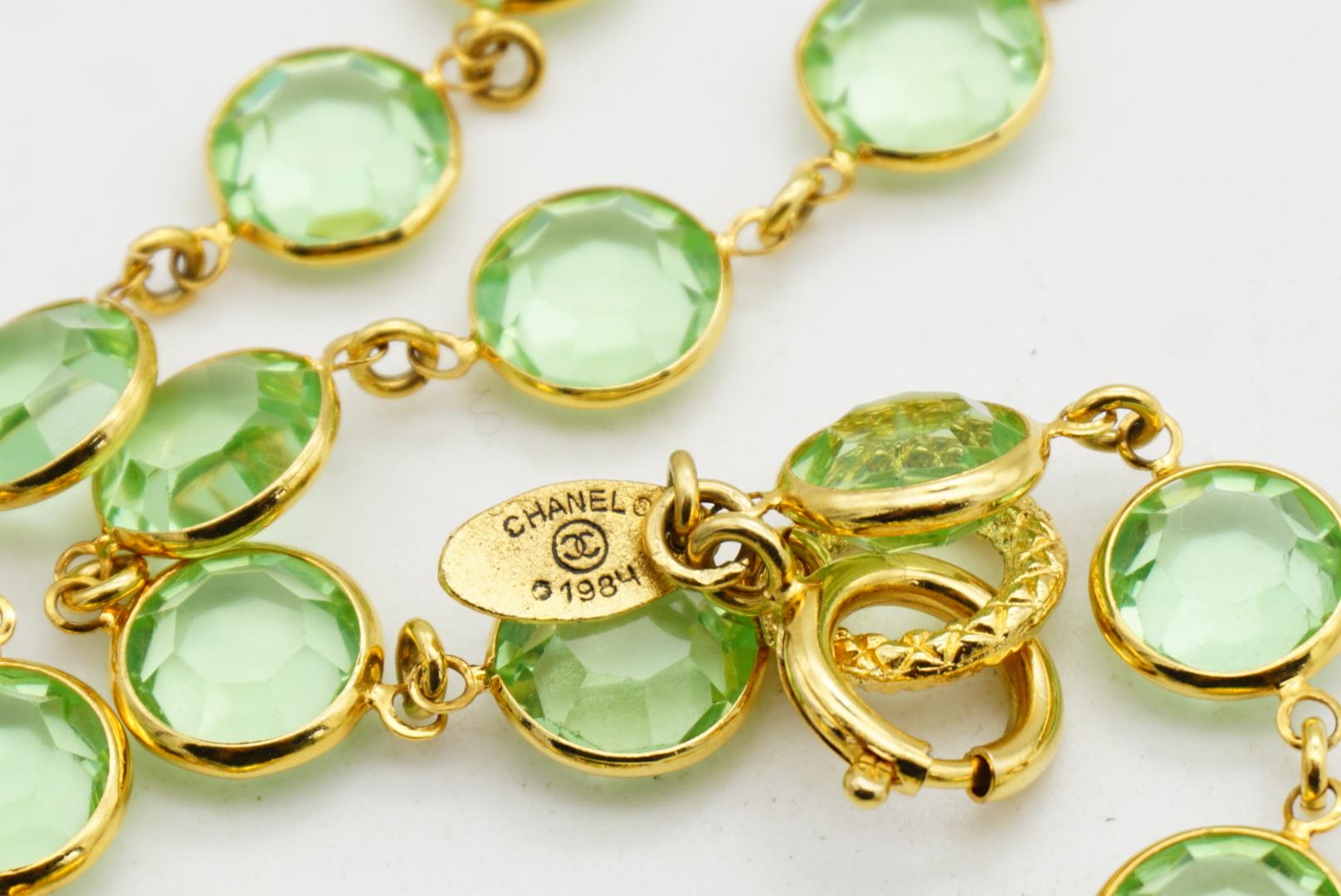 Chanel Vintage 1984 Extra lange Smaragd Kreis Kristalle Lünette Sautoir Halskette im Angebot 8