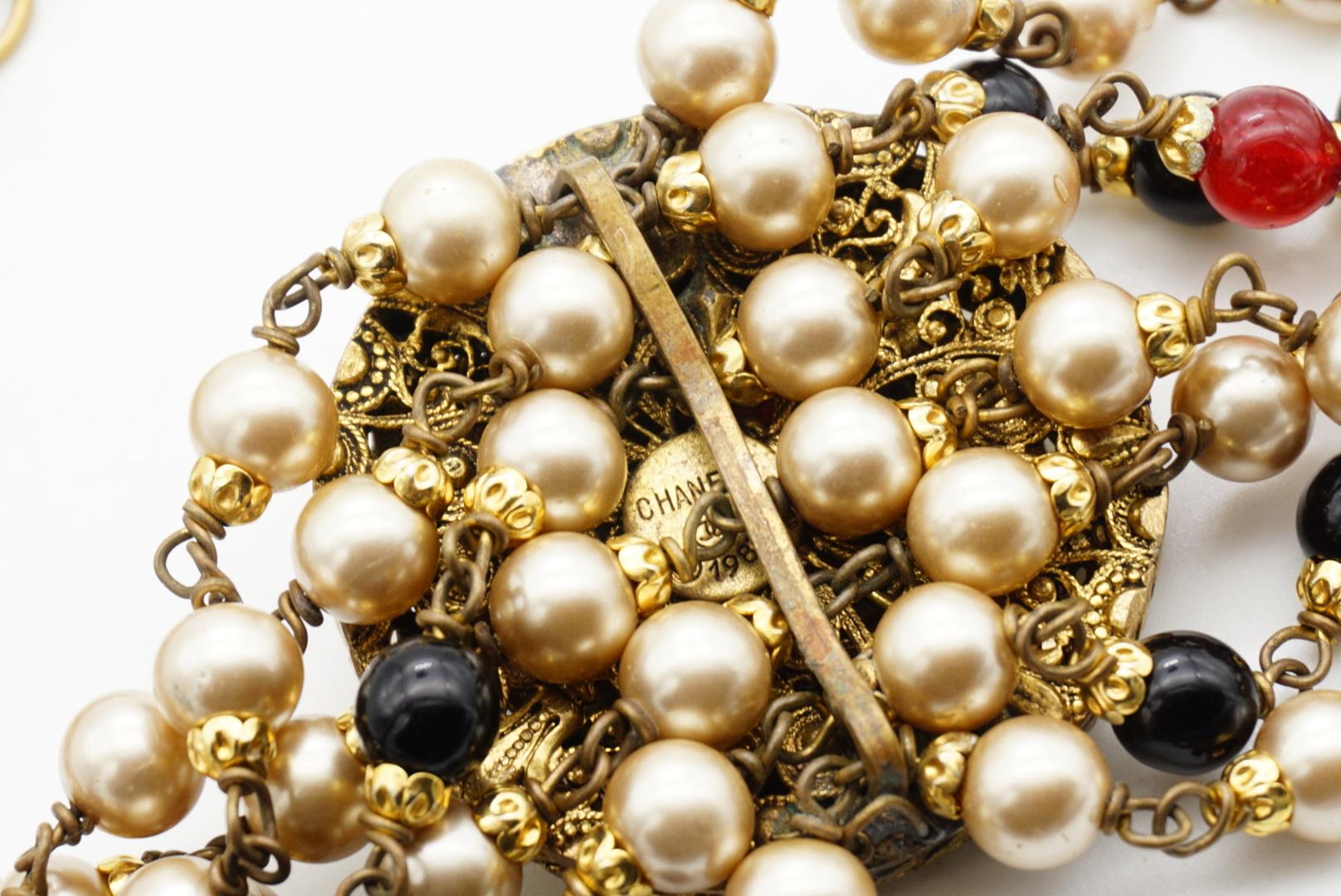 Chanel Vintage 1984 Gripoix Baroque Rubis Perles Onyx Brins Collier ras du cou en vente 14