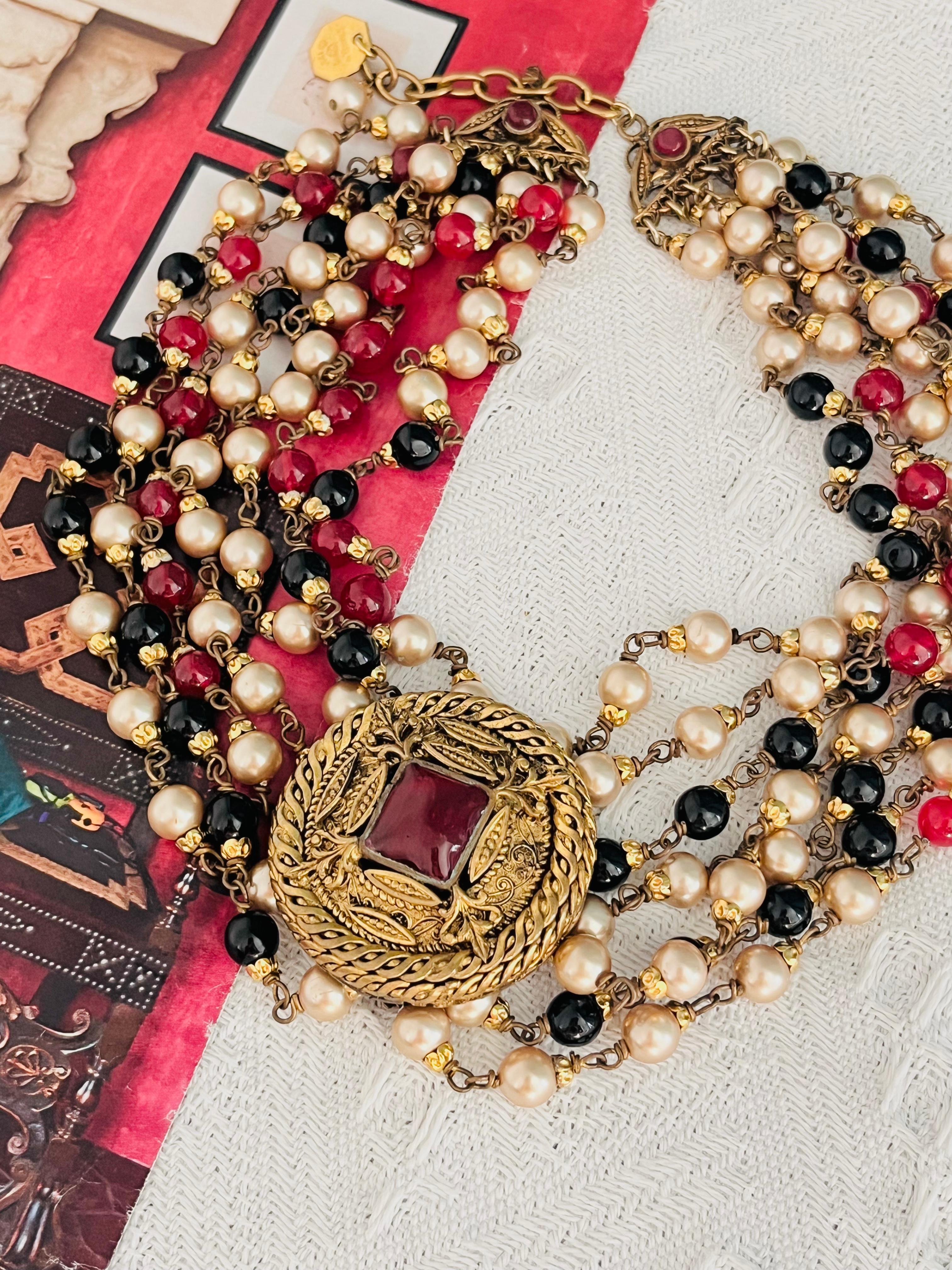 Chanel Vintage 1984 Gripoix Baroque Rubis Perles Onyx Brins Collier ras du cou en vente 1