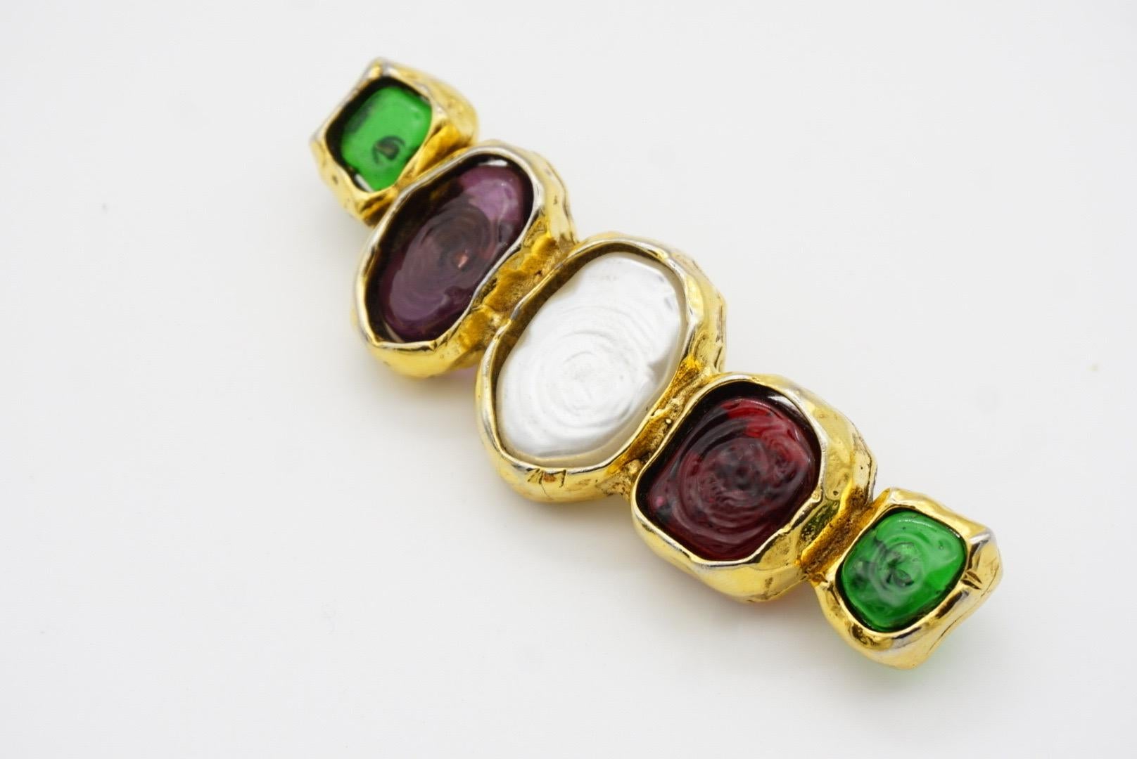 Chanel Vintage 1985 Gripoix Cabochon Ruby Emerald Amethyst White Pearl Brooch For Sale 8