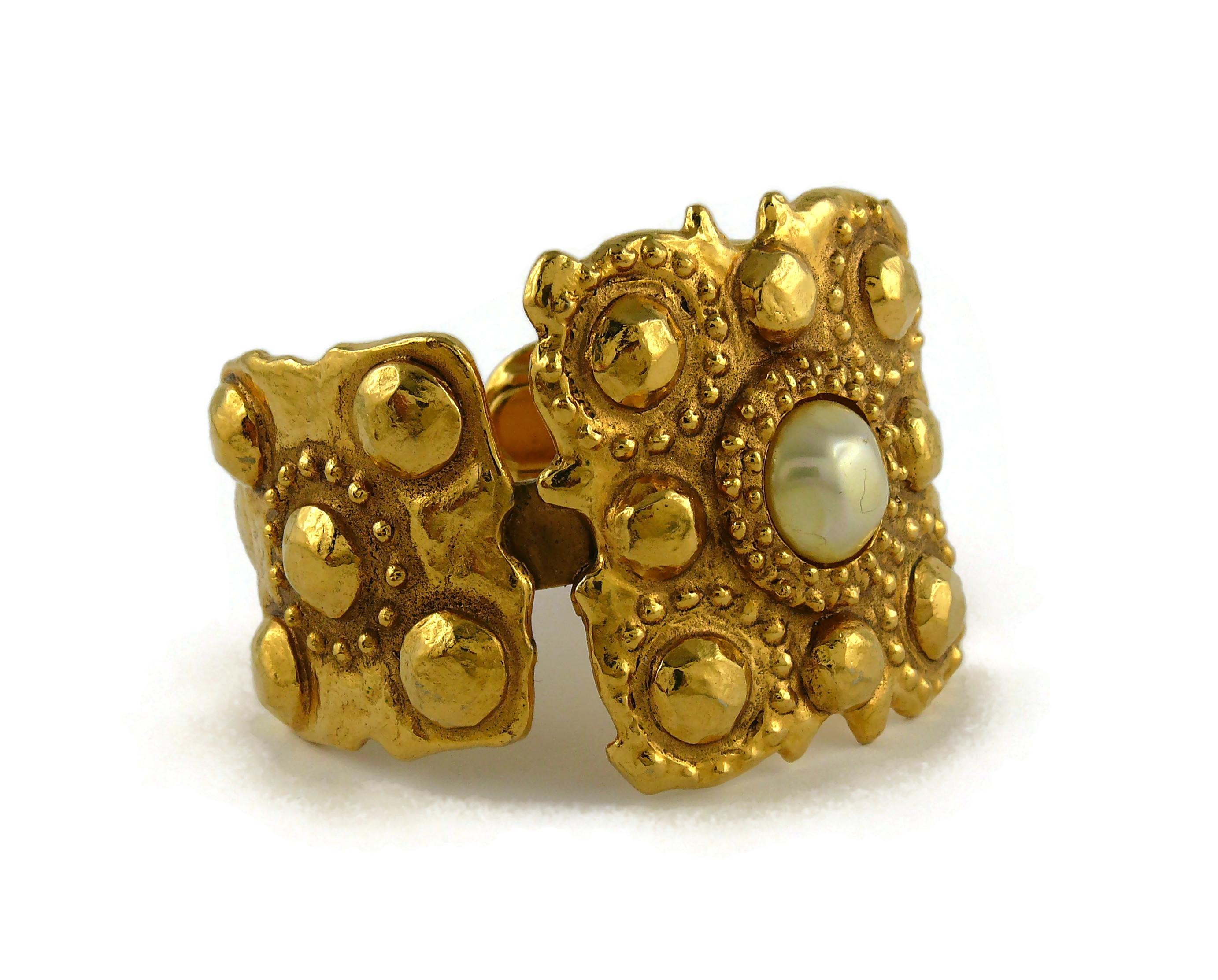 Women's Chanel Vintage 1988 Gold Toned Byzantine Pearl Cuff Bracelet