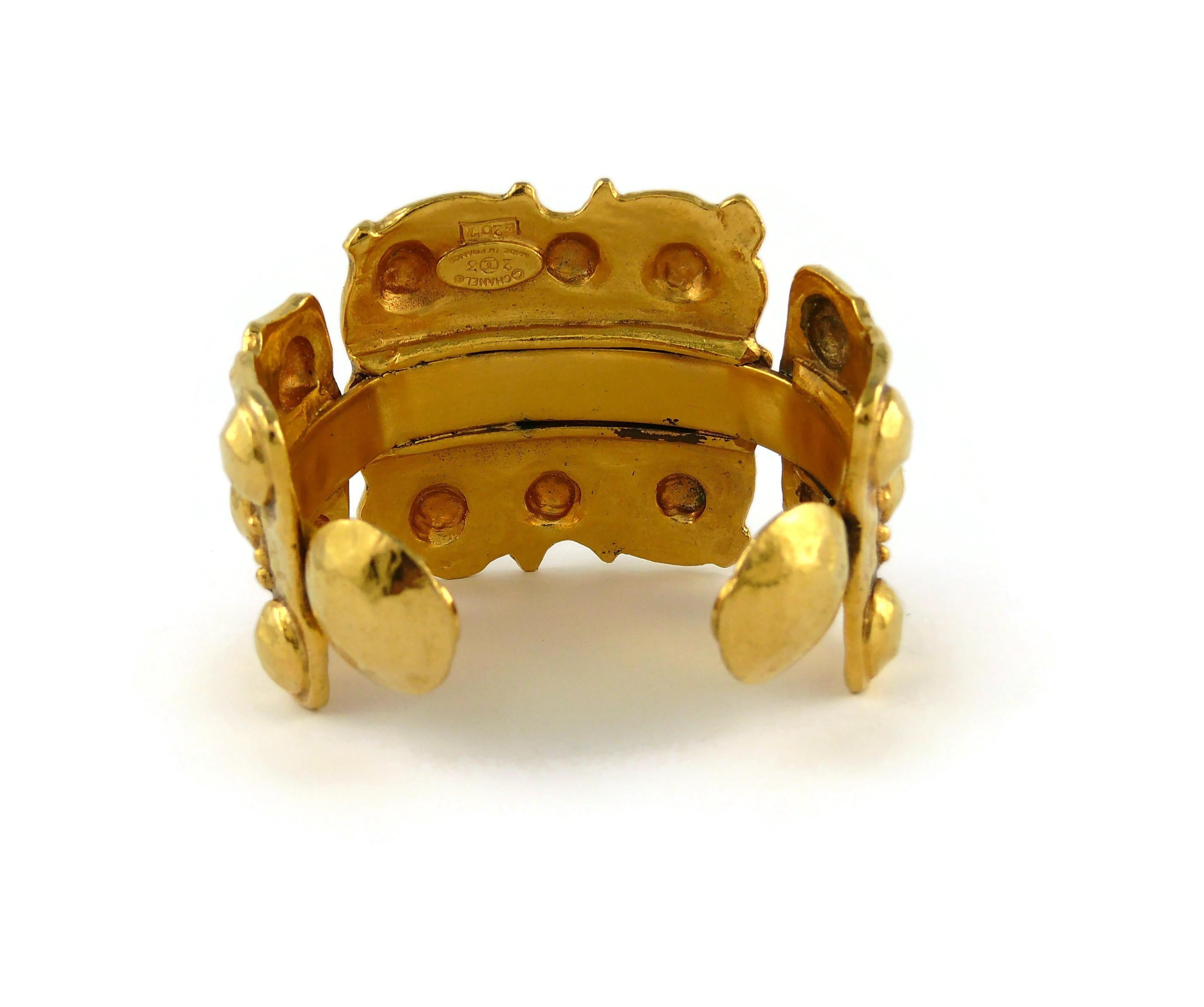 Chanel Vintage 1988 Gold Toned Byzantine Pearl Cuff Bracelet 4
