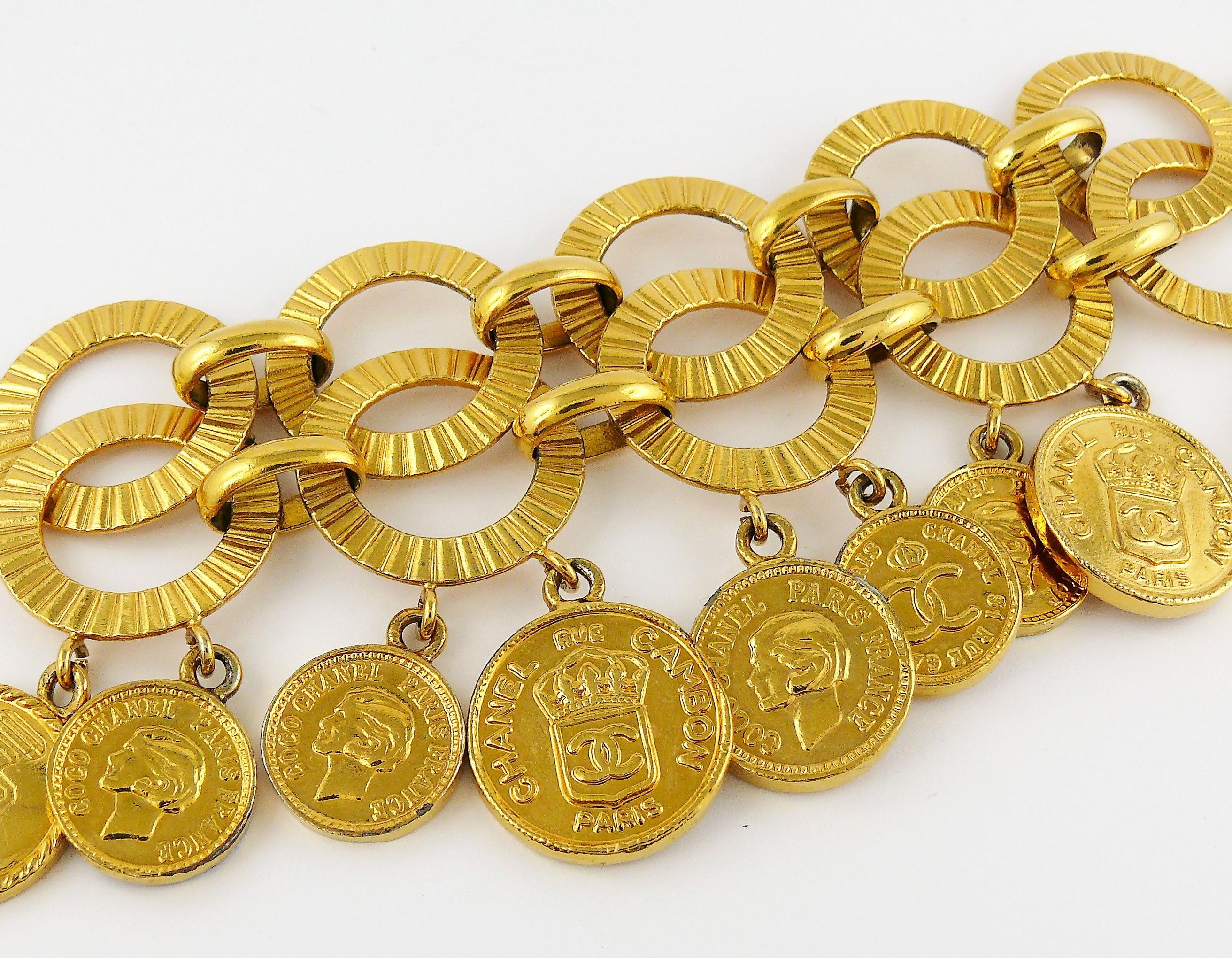 Chanel Vintage 1988 Gold Toned Coin Charm Cuff Bracelet In Good Condition For Sale In Nice, FR