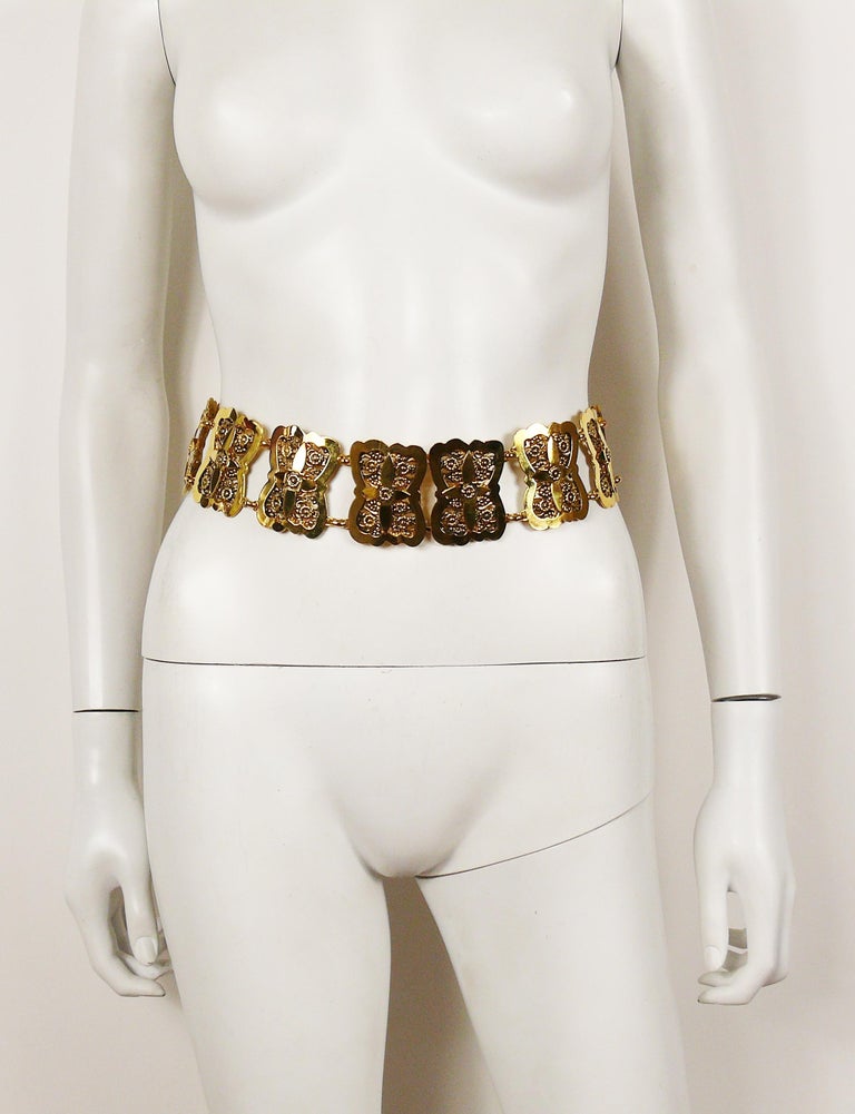 Chanel Vintage 1988 Gold Toned Filigree Camelia Belt For  display picture 1