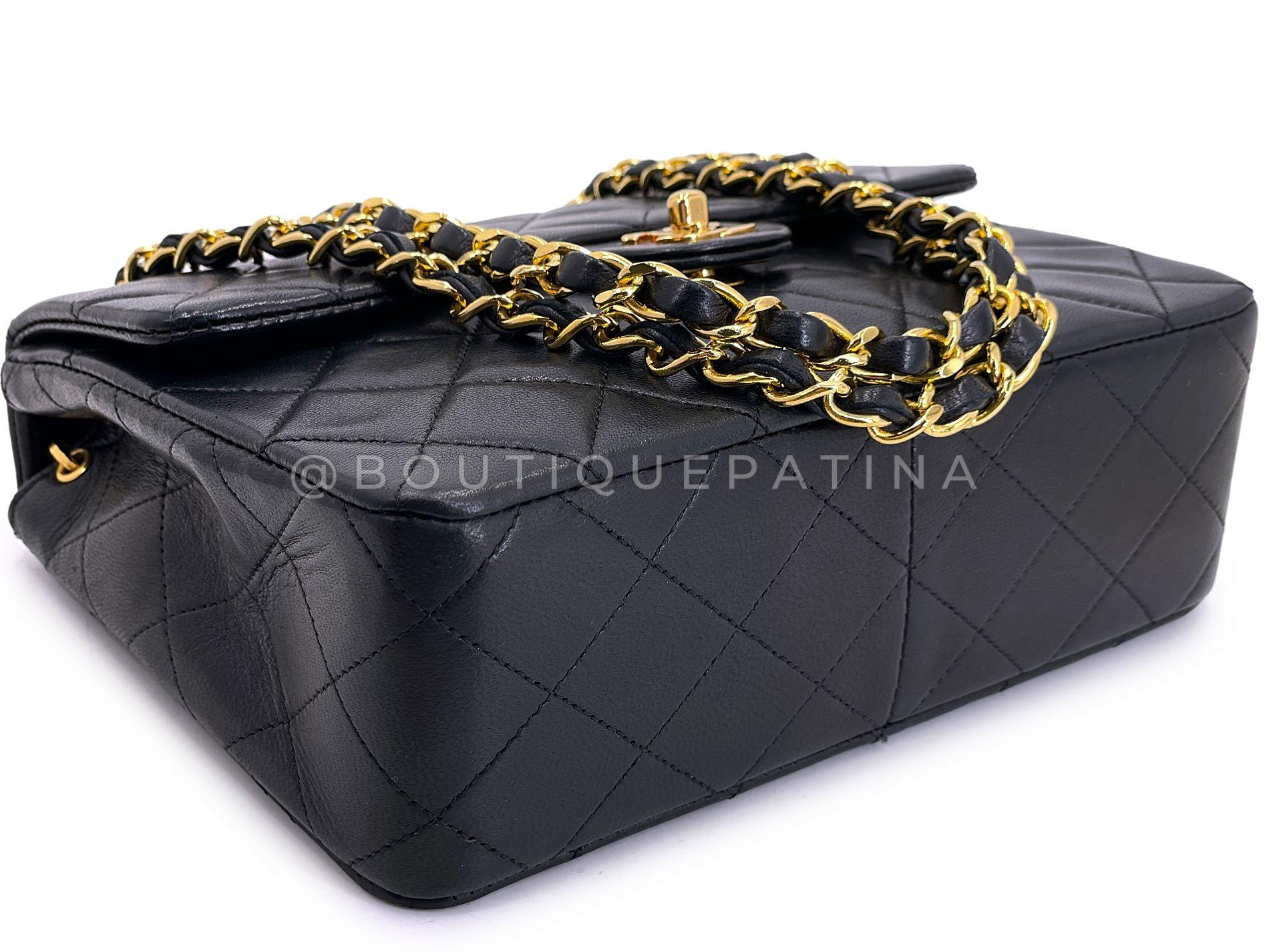 Chanel Vintage 1989 Schwarz Mini Flap Bag Klassisches Lammfell 20cm 24k GHW 68724 im Angebot 3