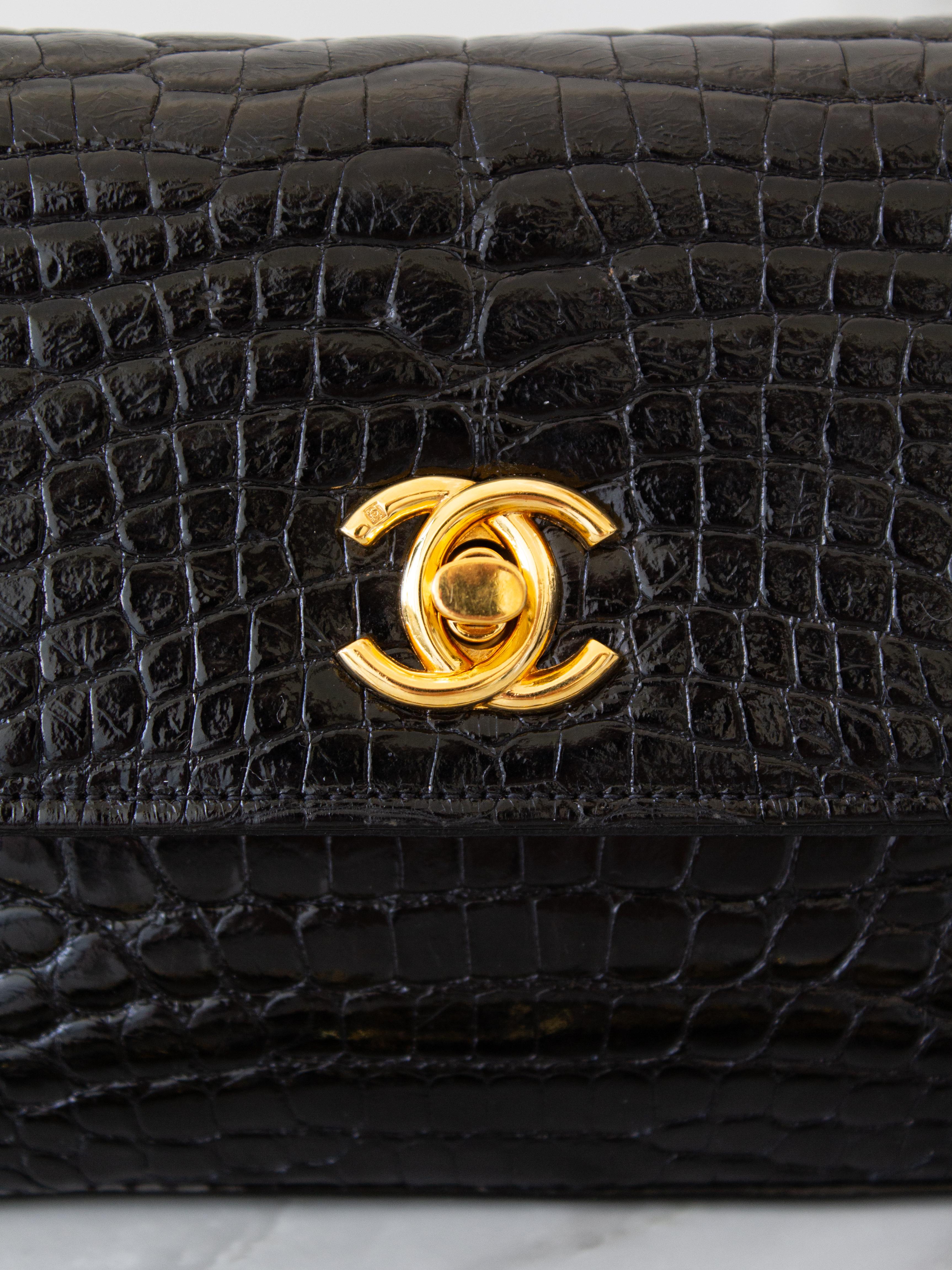 Chanel Vintage 1989 Classic Mini Flap Schwarz Alligator 24K Gold plattiert Tasche Damen im Angebot
