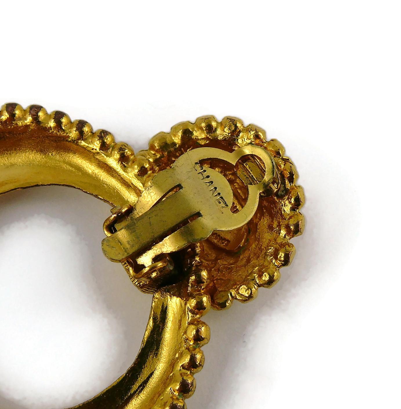 Chanel Vintage 1990 Gold Toned Hammered Door Knocker Clip-On Earrings 6