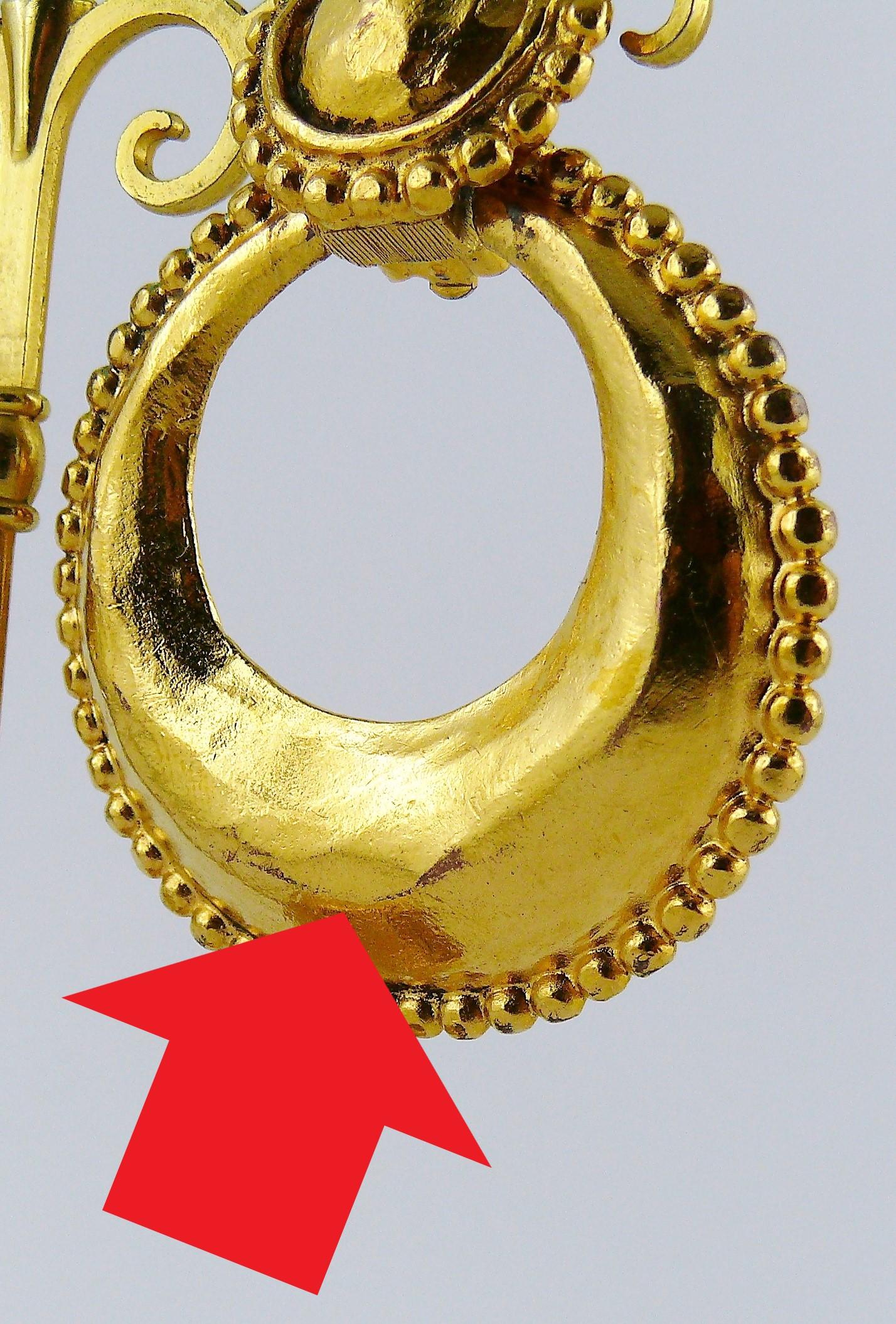 Chanel Vintage 1990 Gold Toned Hammered Door Knocker Clip-On Earrings 8