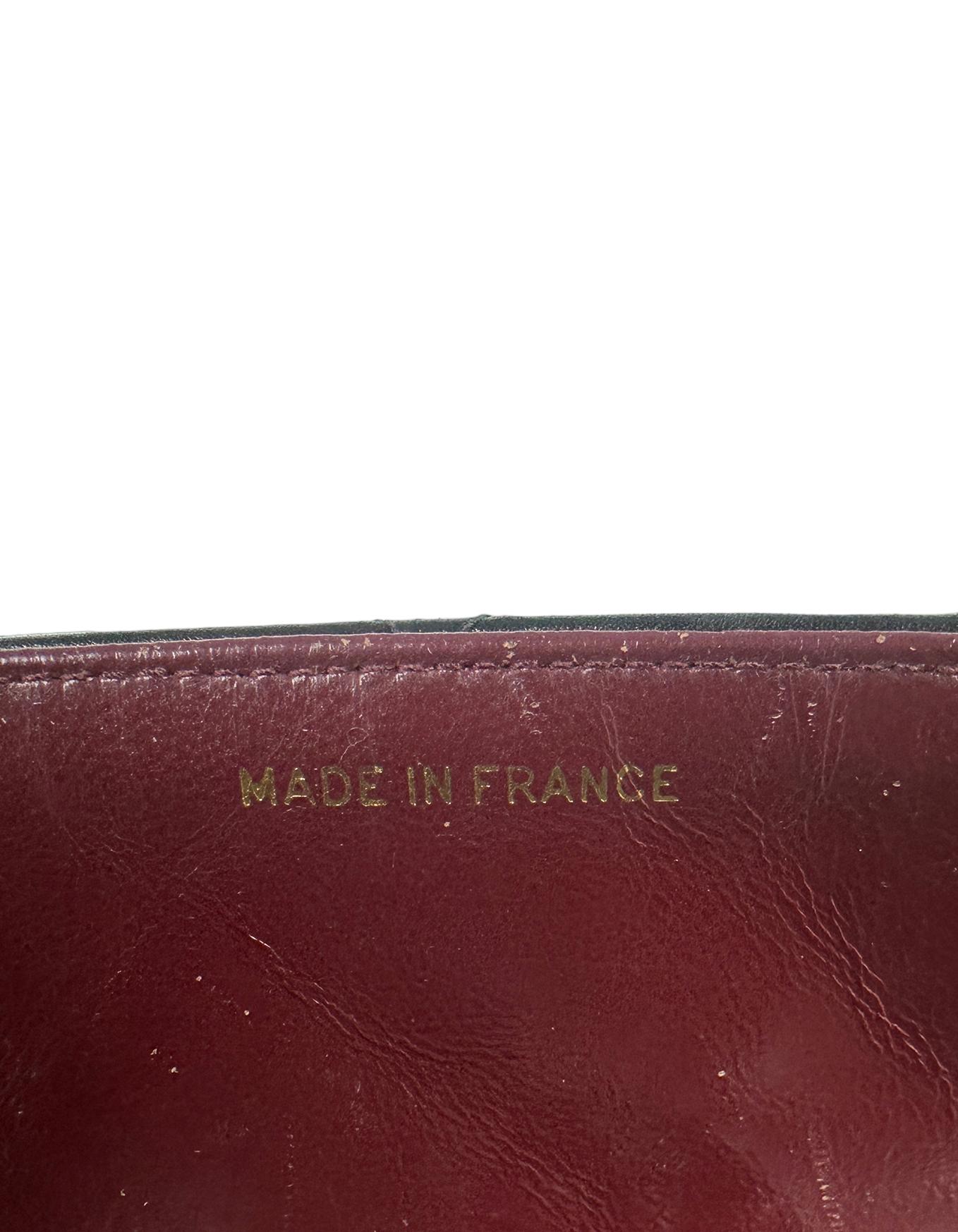 Chanel Vintage Años 90 Piel de cordero negra Bolso XL Jumbo con solapa en venta 8