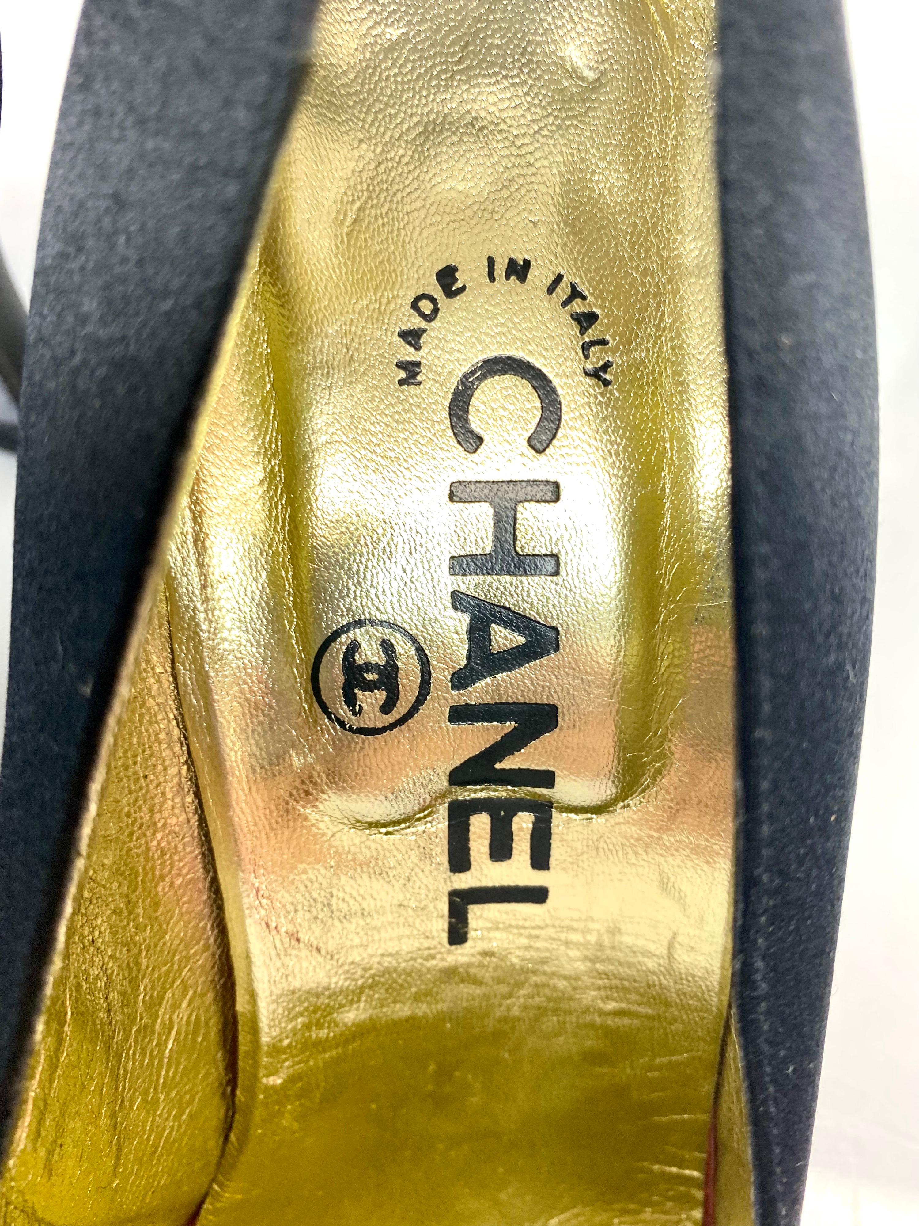 Chanel Vintage 1990’s Black Satin Pumps Size 38.5 For Sale 5