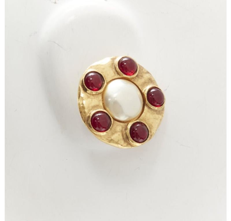 De las mujeres CHANEL Vintage Años 90 Colección 23 oro rojo Gripoix perla de imitación pendientes de clip en venta