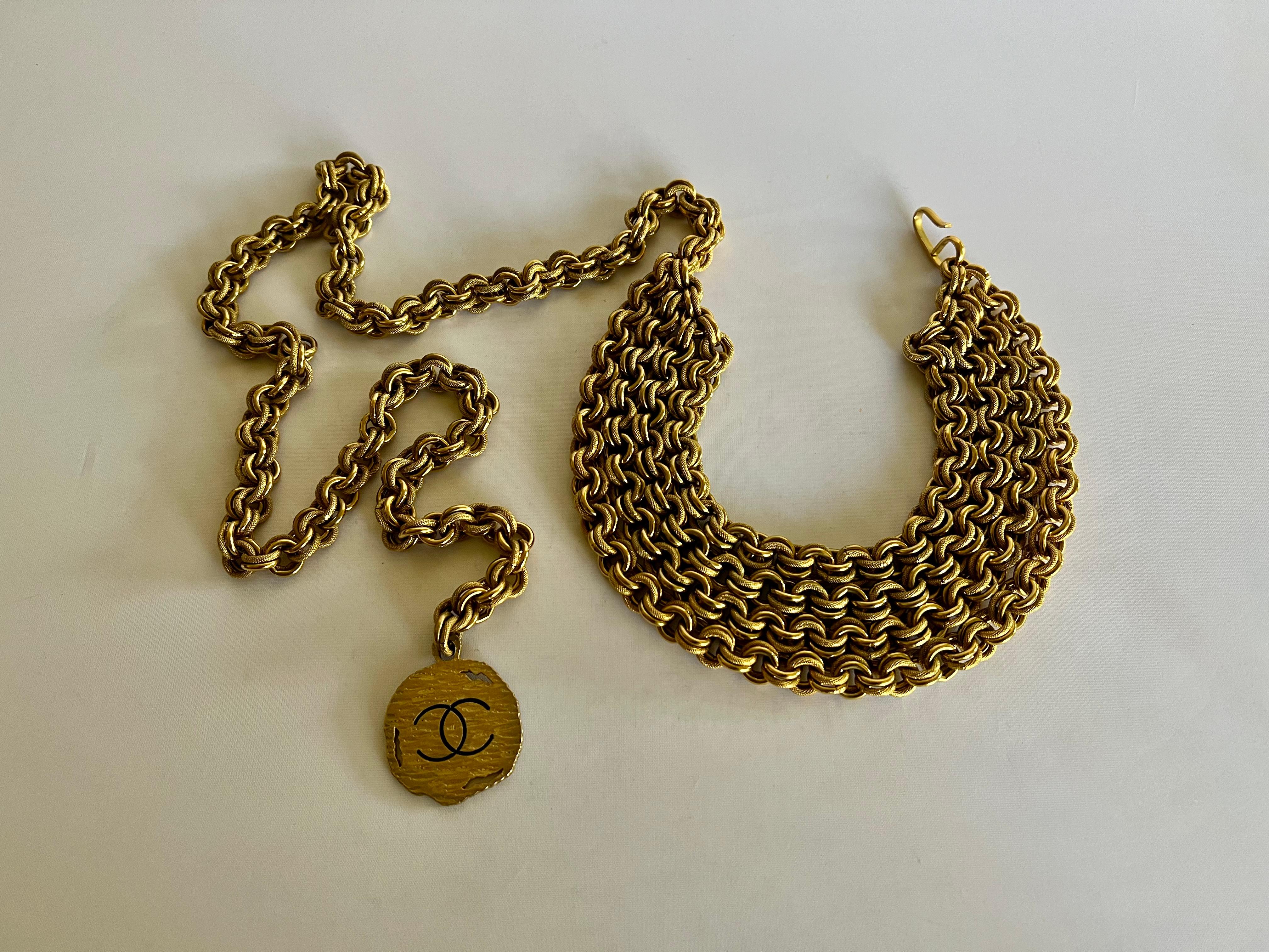 Chanel Vintage 1990's Double CC Logo Gilt Chain Belt 2