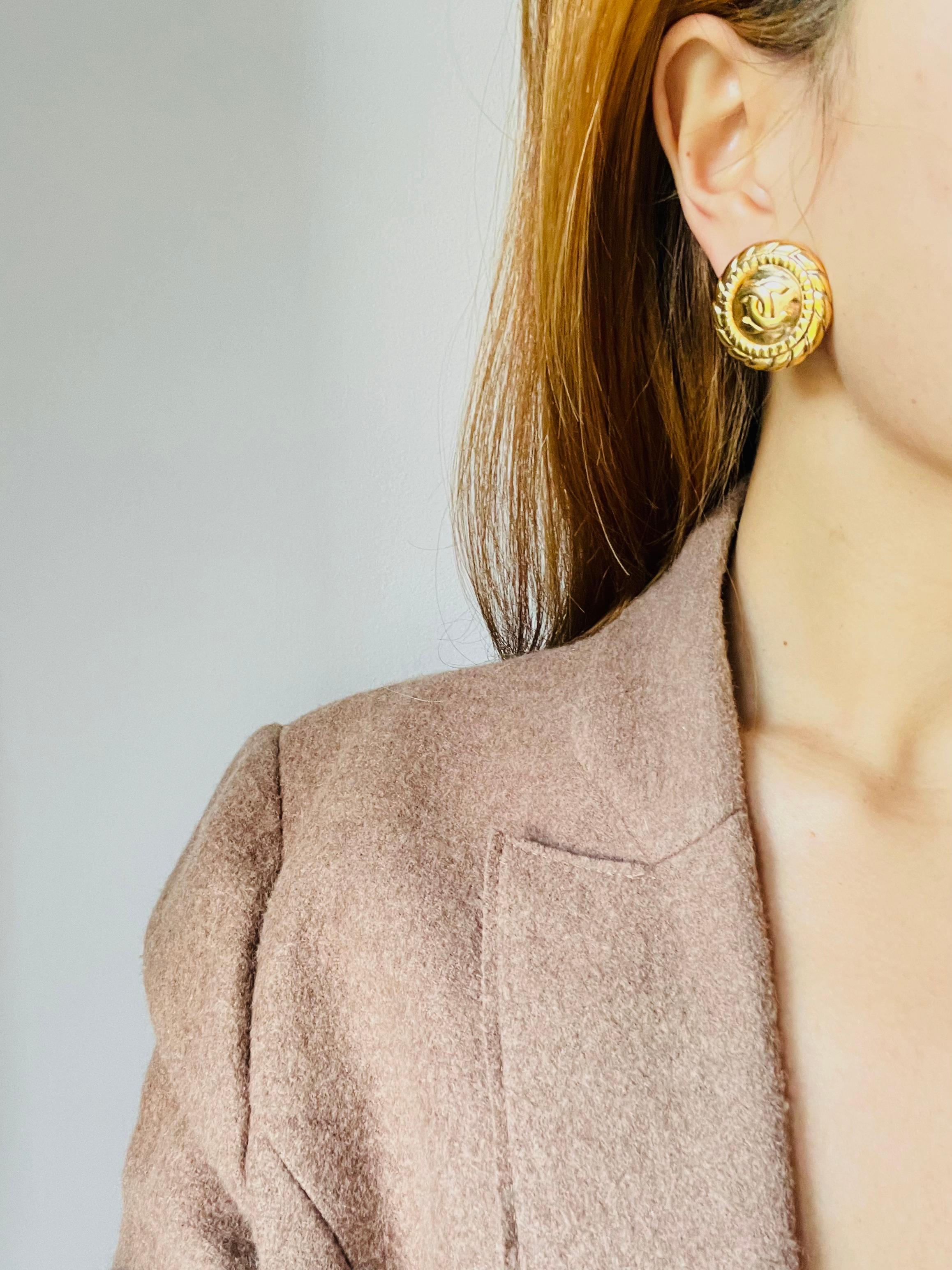 Chanel Vintage 1990's Large Logo CC Relief Coco Round Circle Rope Clip Earrings For Sale 2