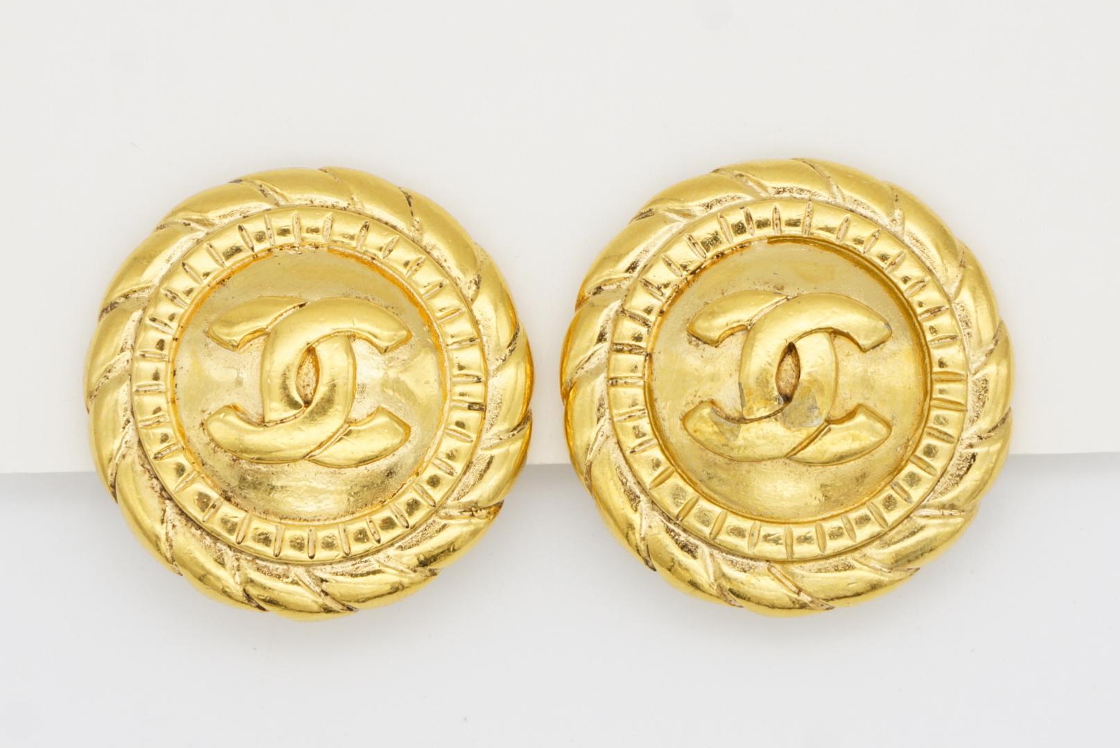 Chanel Vintage 1990's Large Logo CC Relief Coco Round Circle Rope Clip Earrings For Sale 3