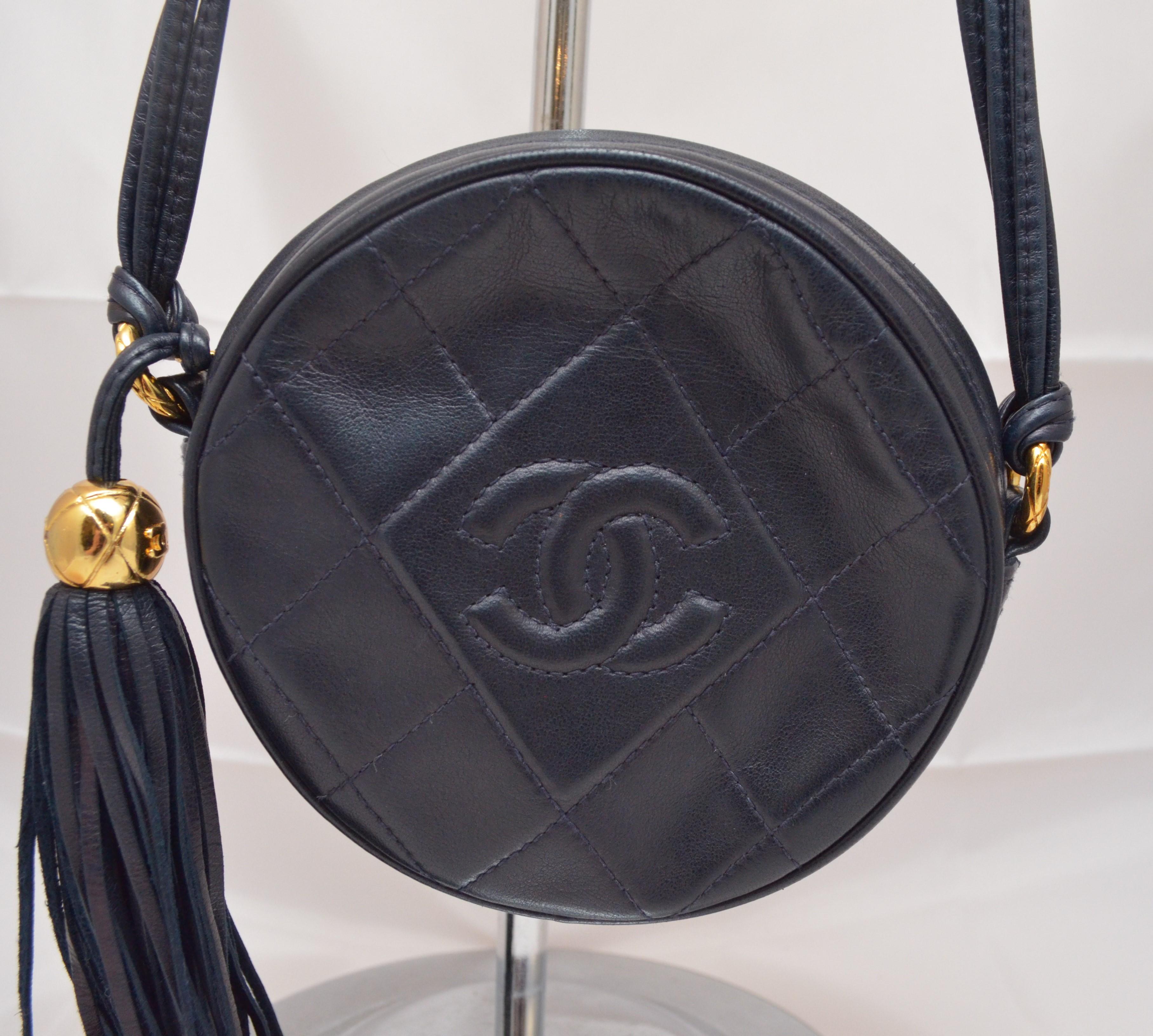 circle leather bag