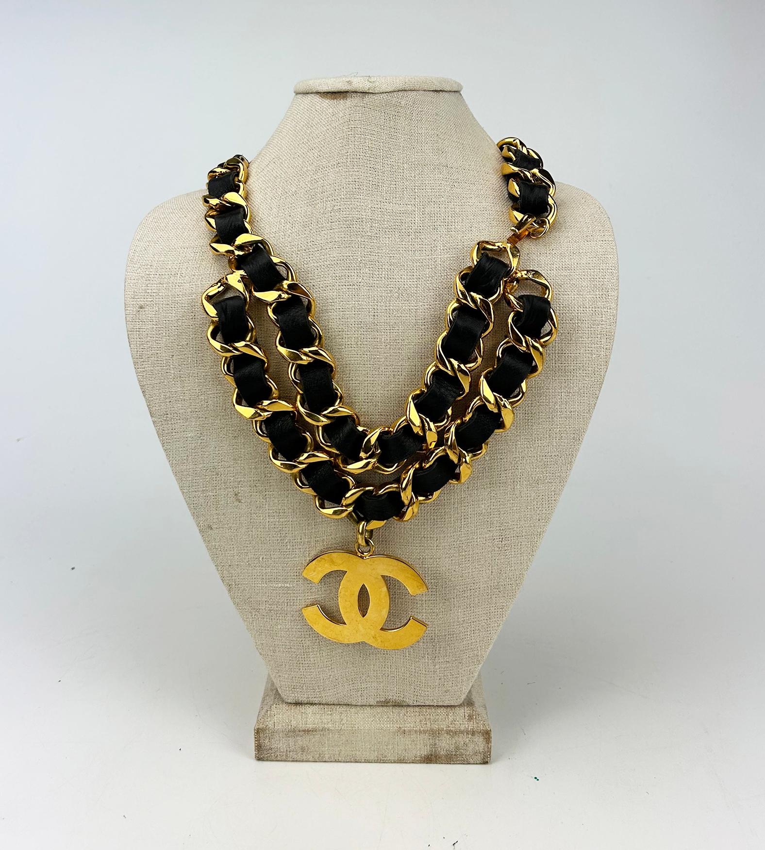 Chanel Vintage 1990s Runway Iconic Double Chain Belt Necklace For Sale 1