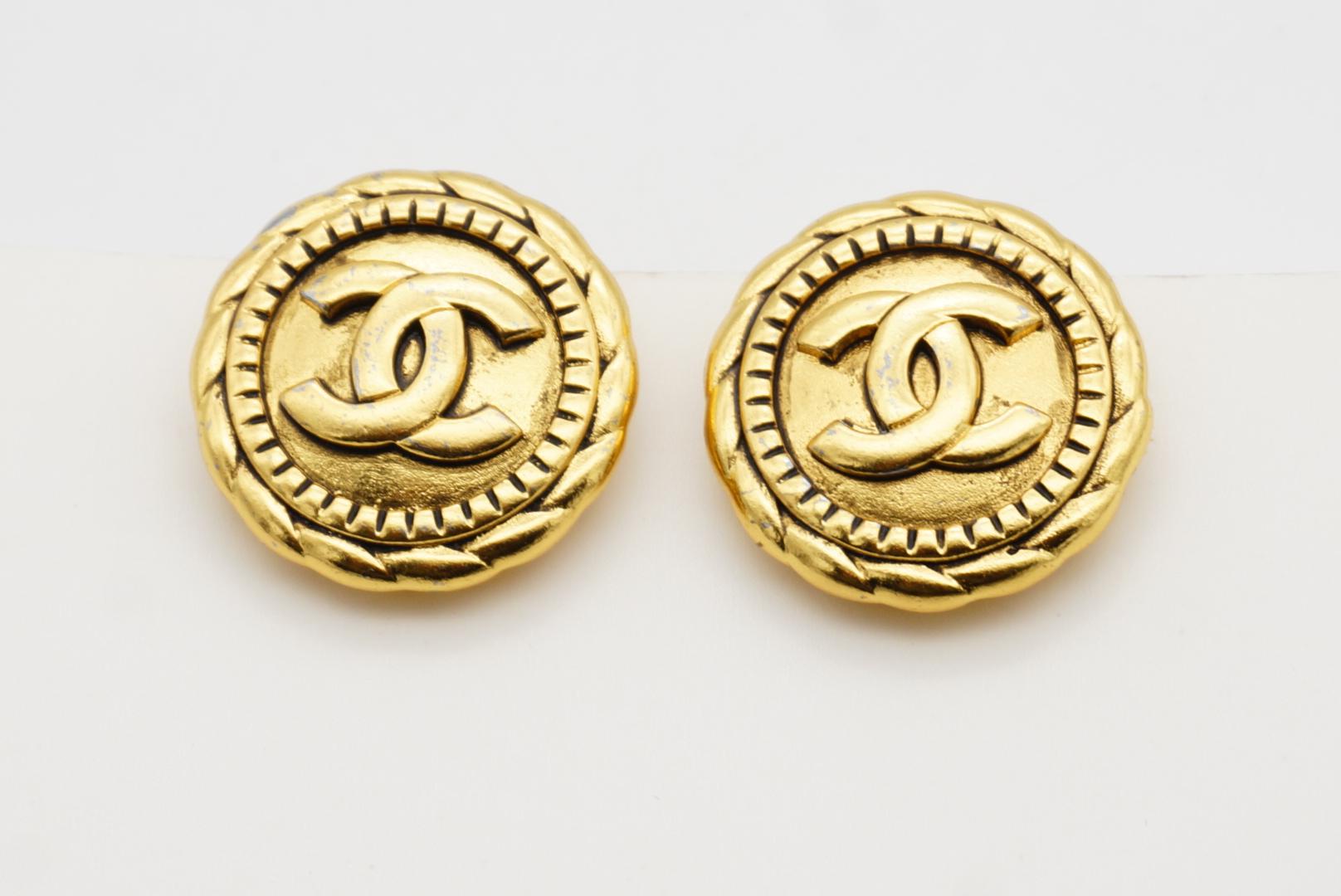 Chanel Vintage 1990's Textured Logo CC Relief Coco Round Circle Rope Earrings 3