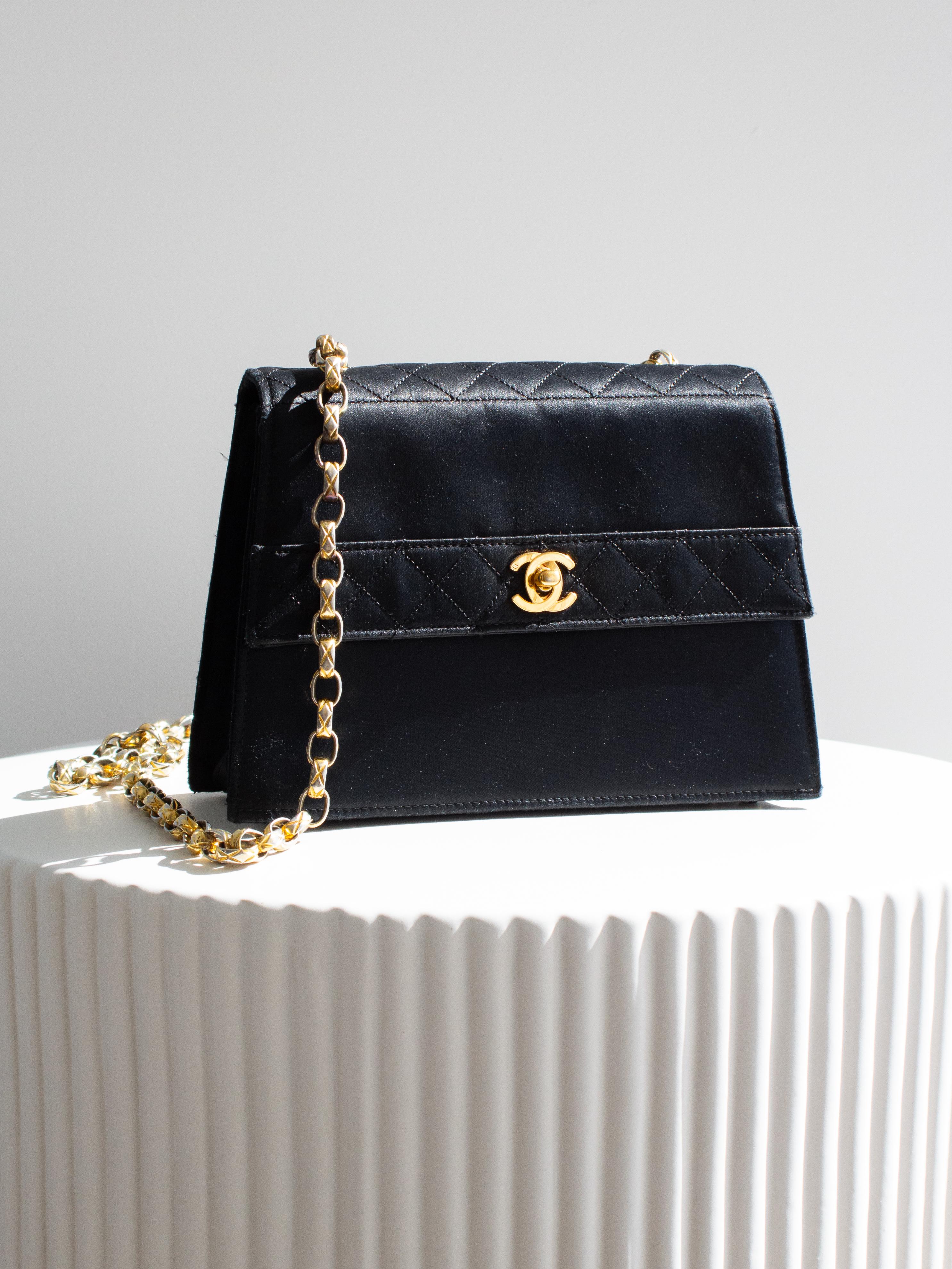 Chanel Vintage 1991 Black Satin Quilted Lambskin Trapezoid 24K Gold CC Bag For Sale 1
