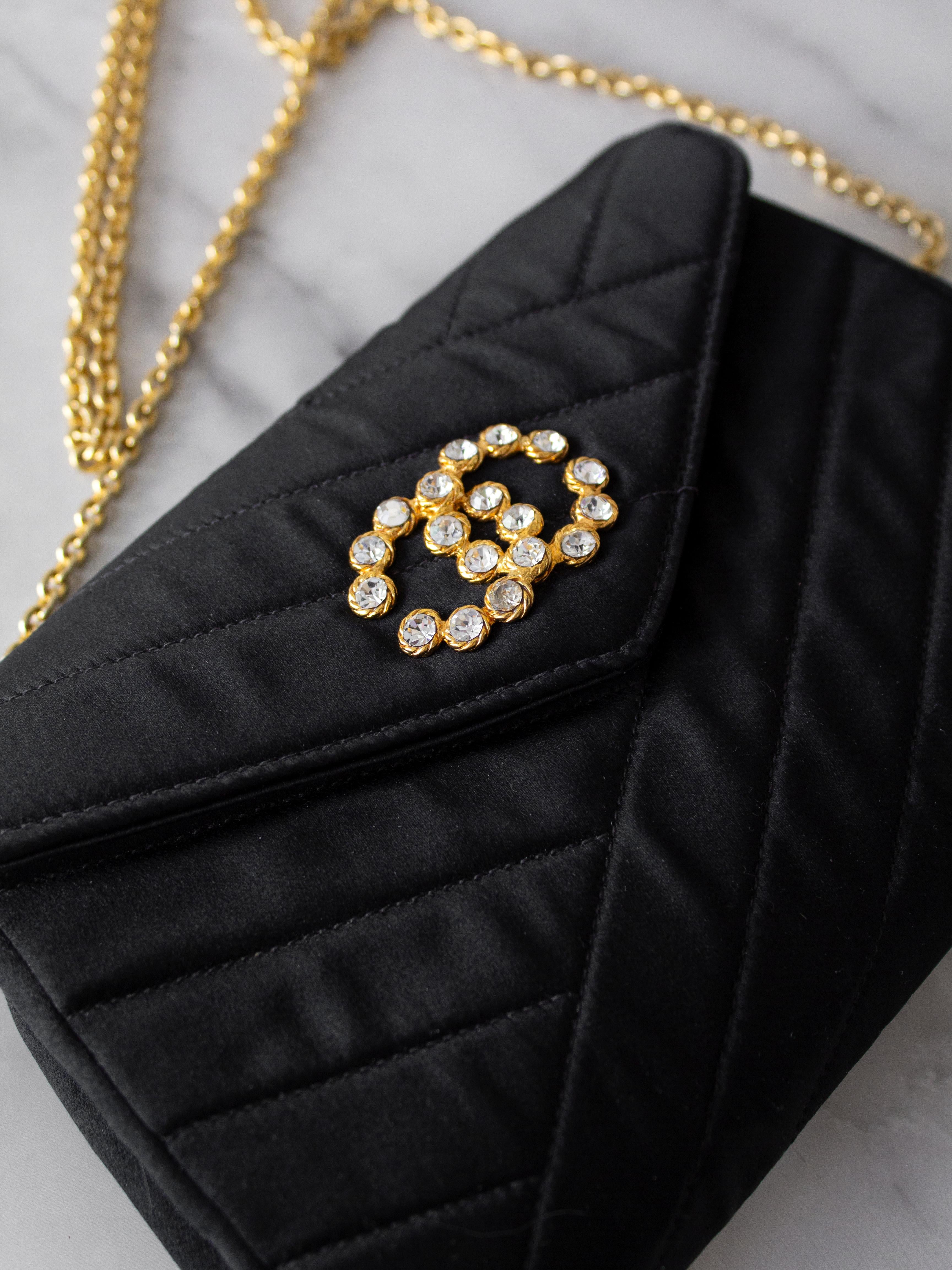 Women's Chanel Vintage 1992 Black Gold Crystal Embellished CC Satin Diagonal Evening Bag For Sale