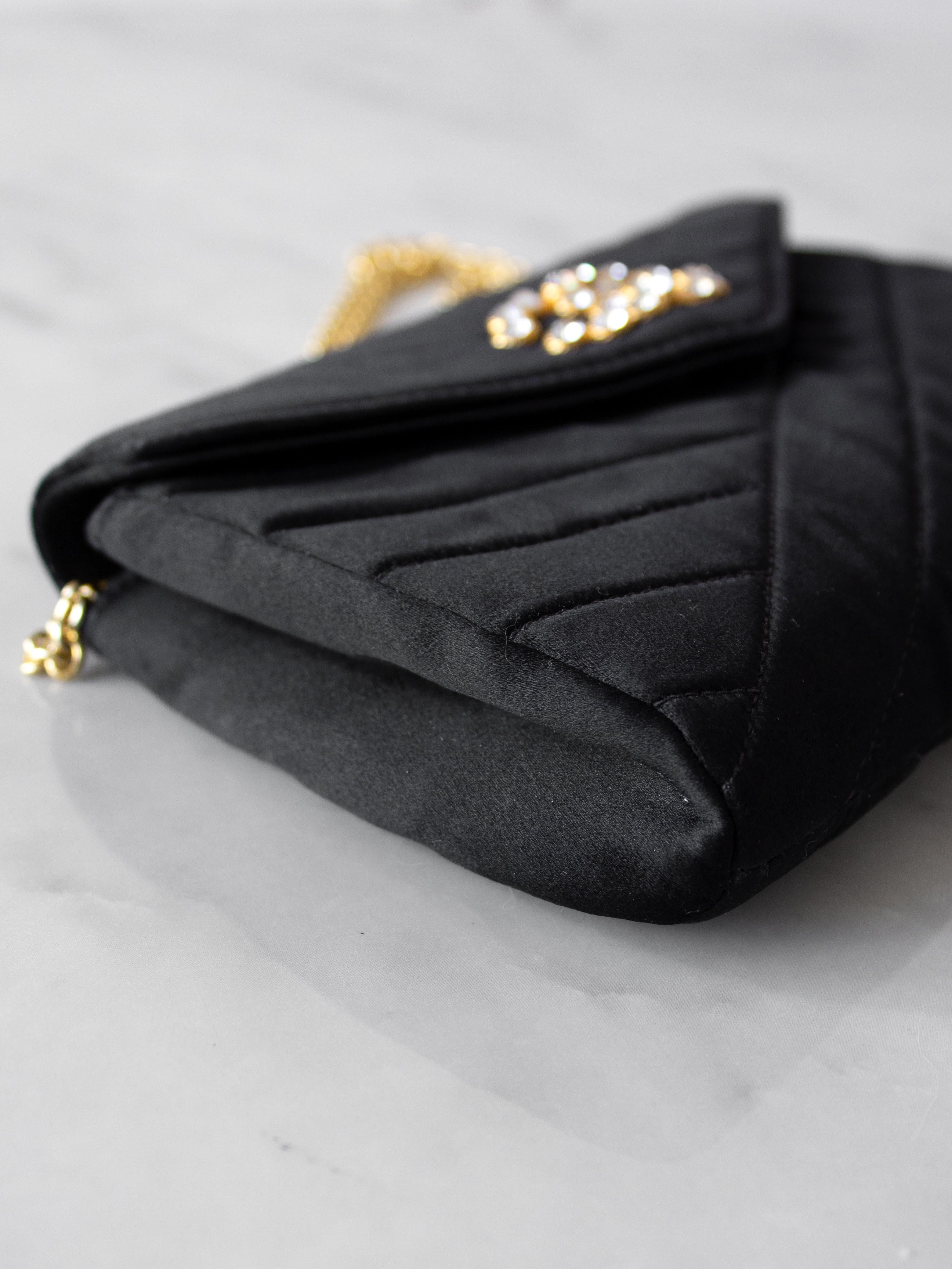 Chanel Vintage 1992 Black Gold Crystal Embellished CC Satin Diagonal Evening Bag For Sale 1