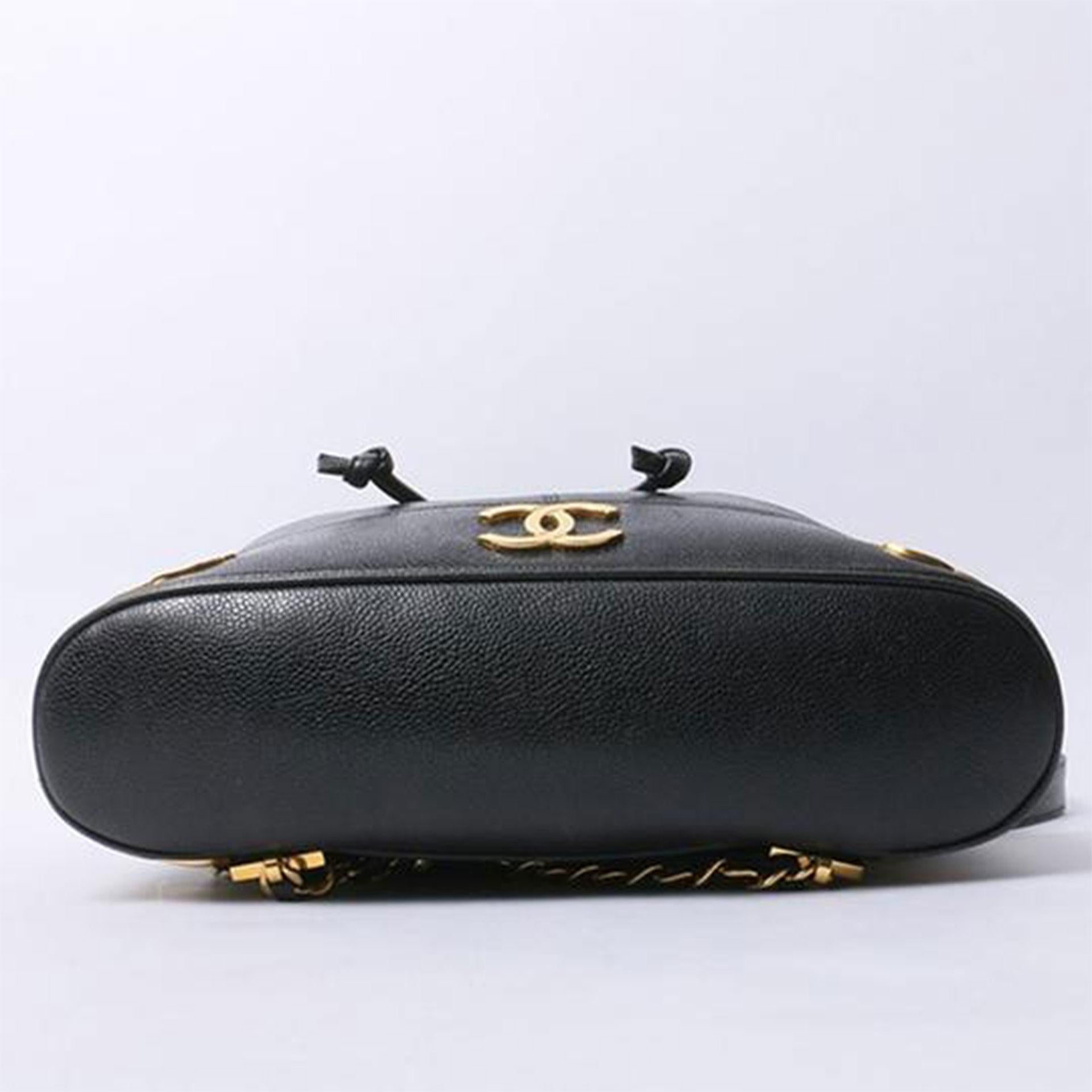 Cordon de serrage Chanel Vintage 1992  CC Rucksack Sac à dos en cuir Caviar noir en vente 4