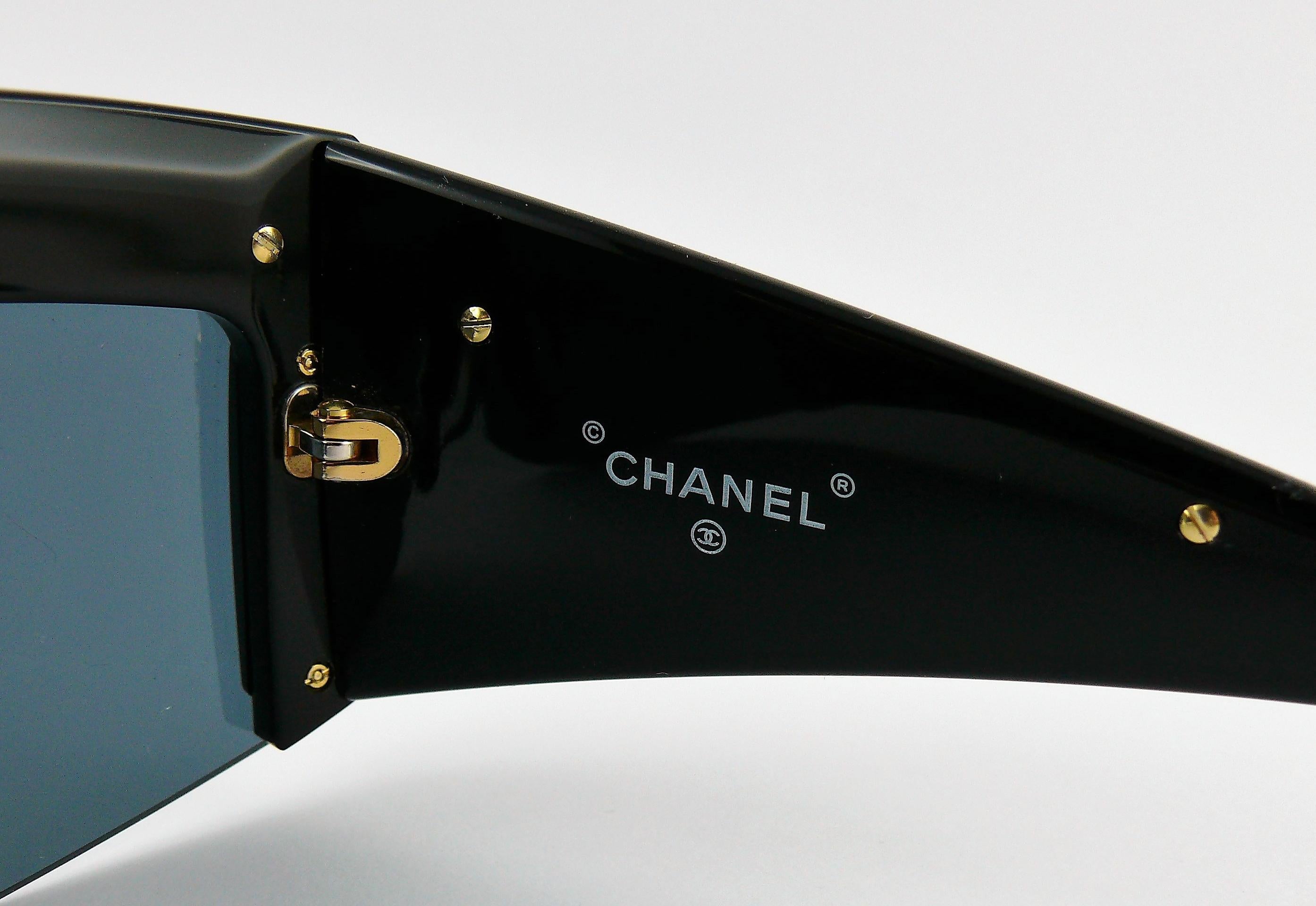 Chanel Vintage 1992 Iconic Leather Chain Sunglasses 6