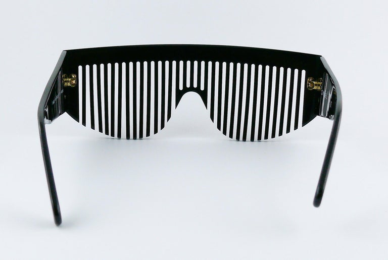 Chanel Vintage 1993 Black Comb Logo Sunglasses For Sale 9