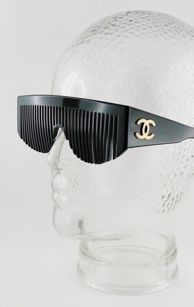 Chanel Vintage 1993 Black Comb Logo Sunglasses For Sale 2