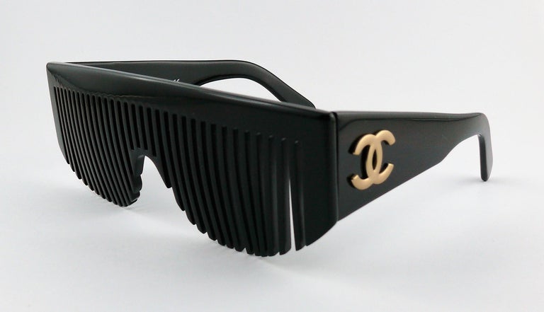 Chanel Vintage 1993 Black Comb Logo Sunglasses For Sale 3