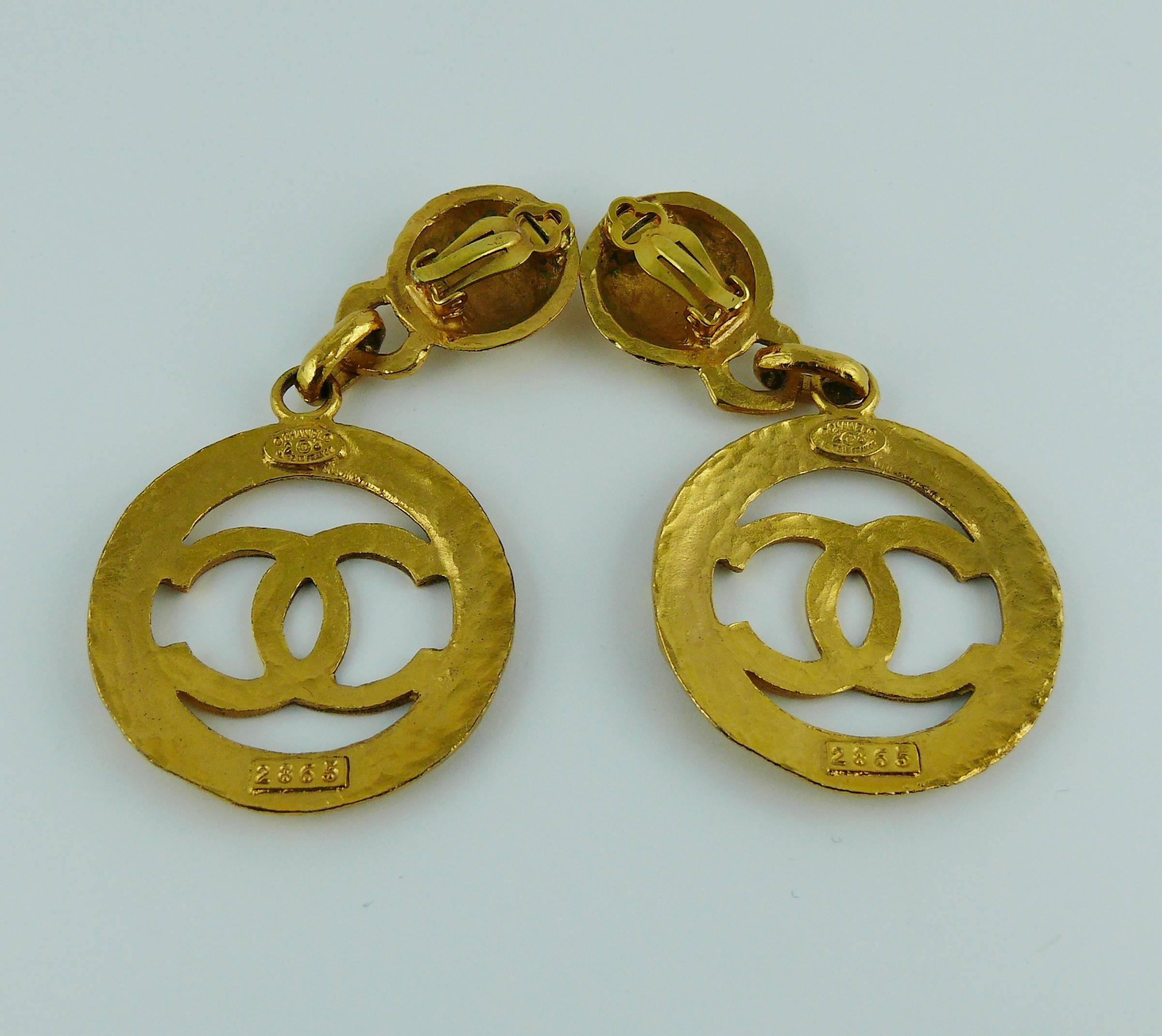 Chanel Vintage Gold Toned CC Dangling Earrings, 1993  4
