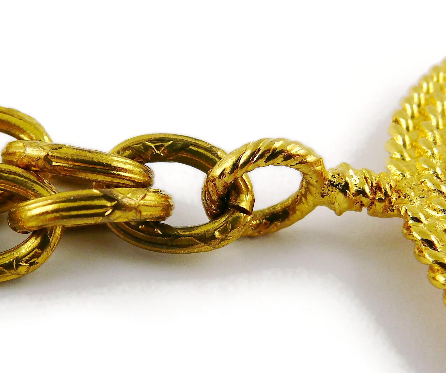 Chanel Vintage 1993 Gold Toned CC Pendant Sautoir Necklace For Sale 3