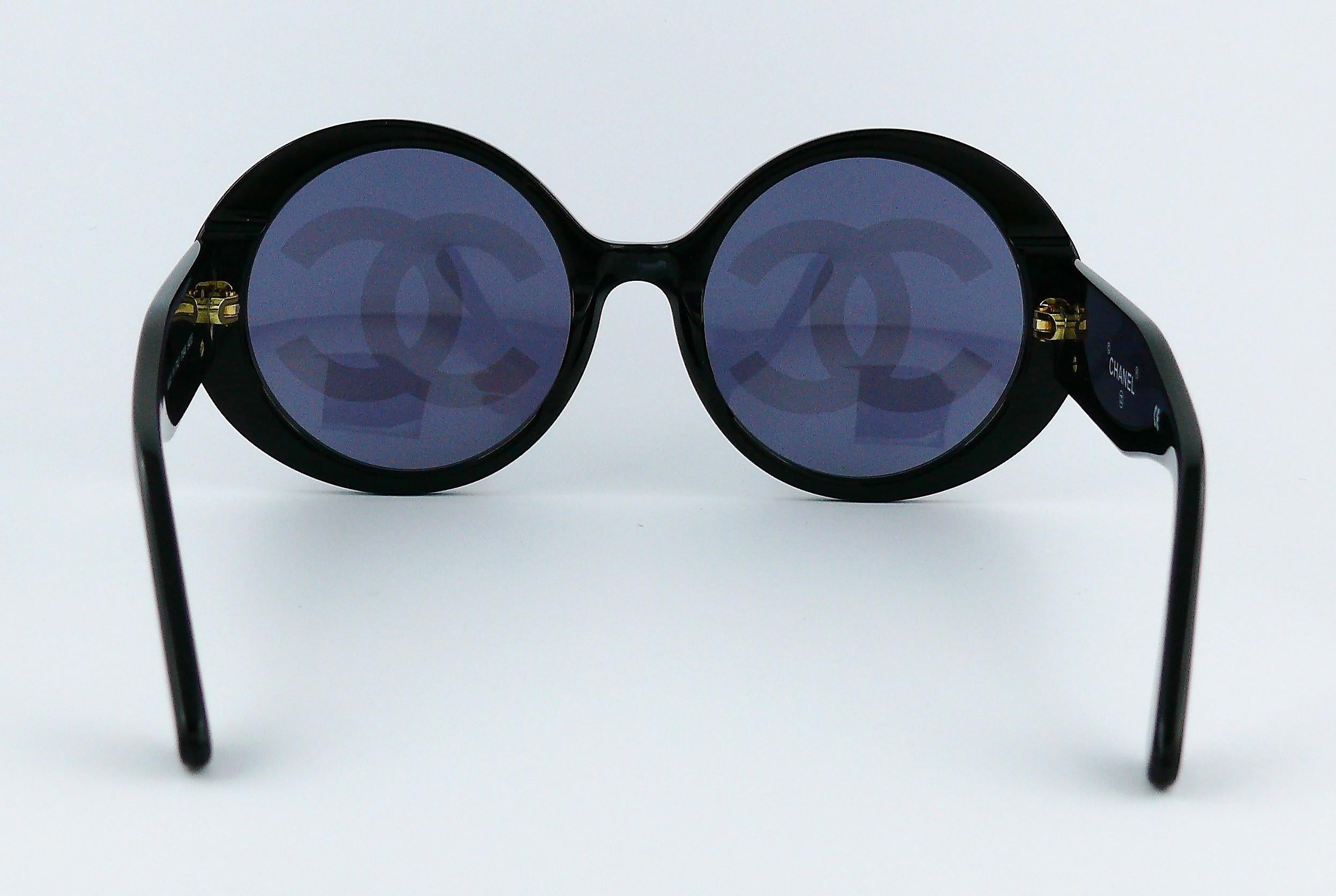 Chanel Vintage 1993 Iconic CC Lenses Black Sunglasses 6