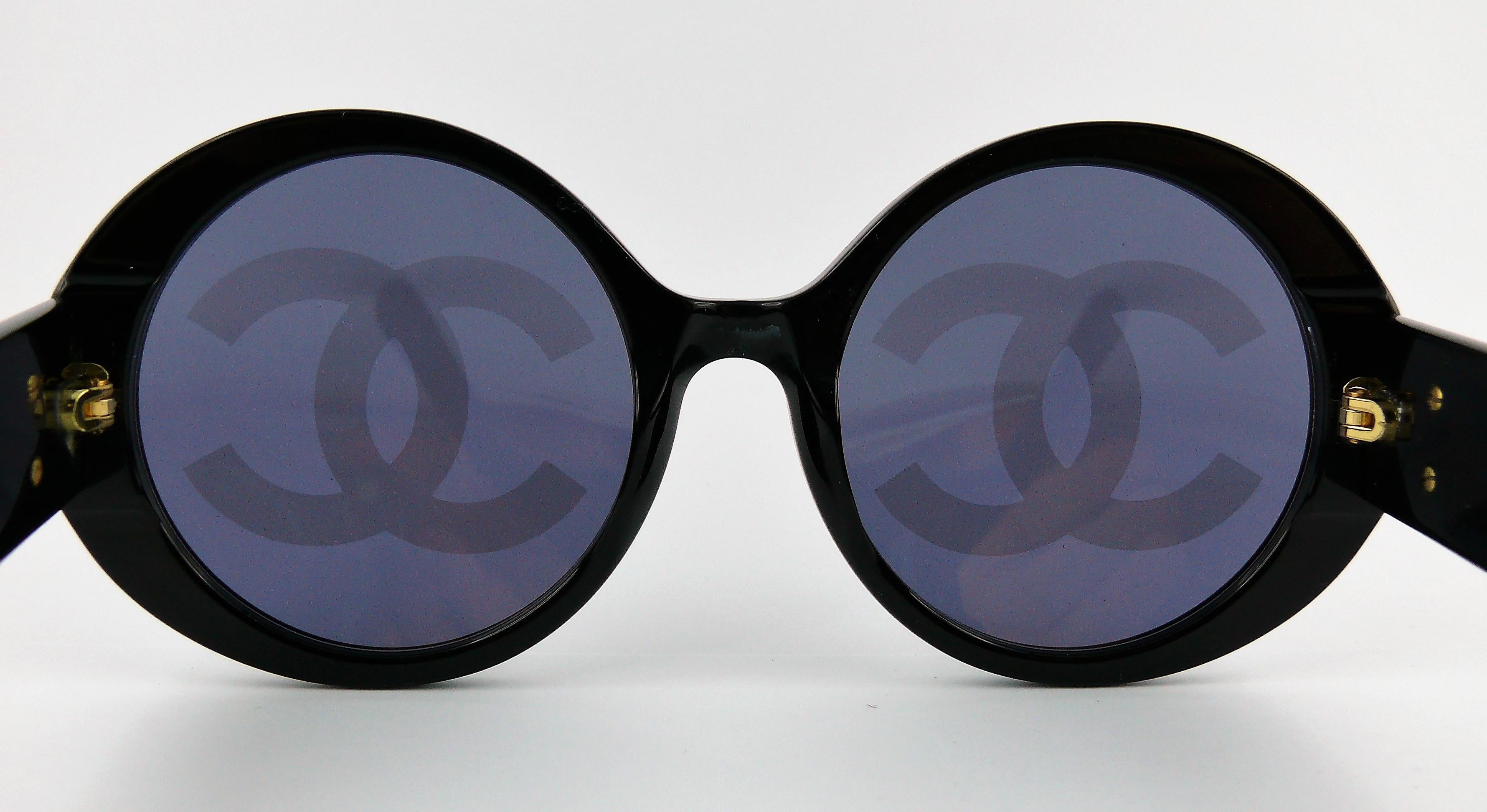 Chanel Vintage 1993 Iconic CC Lenses Black Sunglasses 7