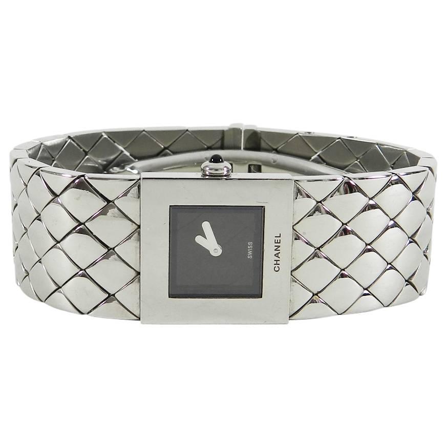 Chanel Ladies Vintage Silver Matelasse Quilt Acier Quartz Wristwatch ...