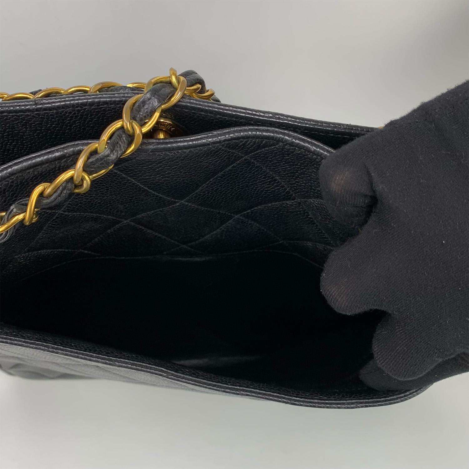 Chanel Vintage 1994 - 1996 Black Caviar Shoulder Tote Gold Hardware For Sale 9