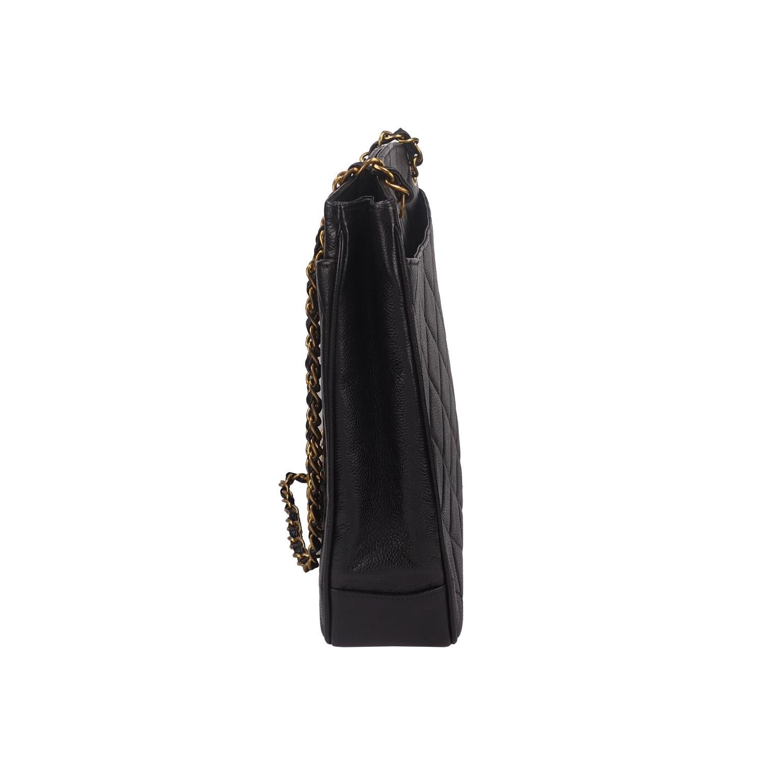 Women's or Men's Chanel Vintage 1994 - 1996 Black Caviar Shoulder Tote Gold Hardware For Sale