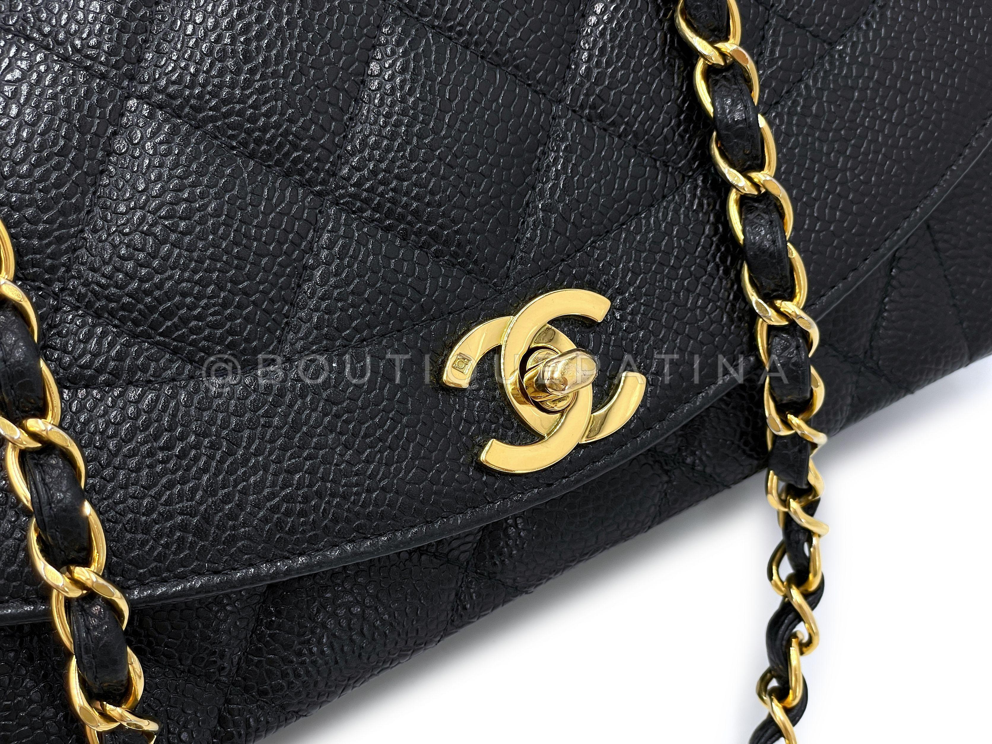 Chanel Vintage 1994 Black Caviar Small Diana Flap Bag 24k GHW 67643 For Sale 4