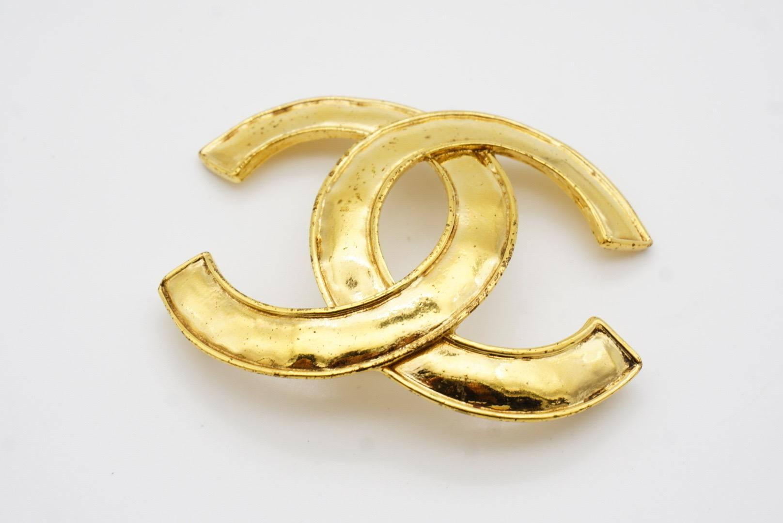 Chanel Vintage 1994 Coco Classic Iconic Timeless Large Glow CC Logo Gold Brooch 6