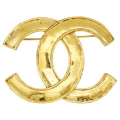 Chanel Vintage 1994 Coco Classic Iconic Timeless Large Glow CC Logo Gold Brooch
