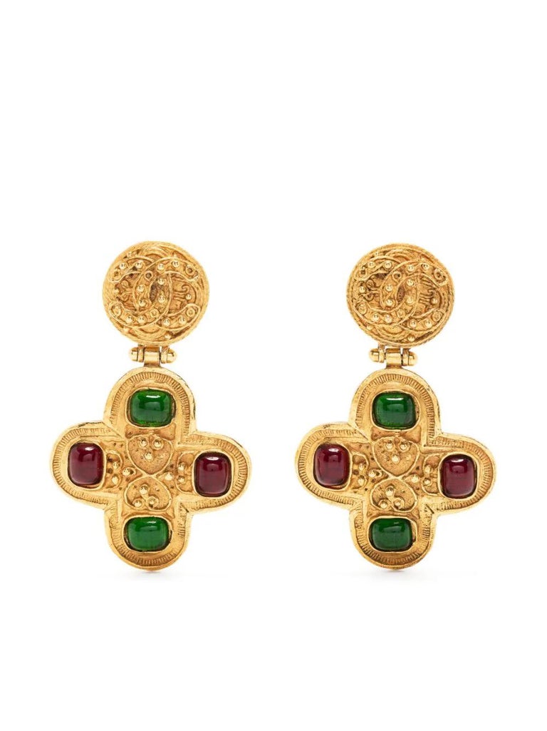Chanel Vintage 1994 Gripoix Logo Clip-On Earrings at 1stDibs