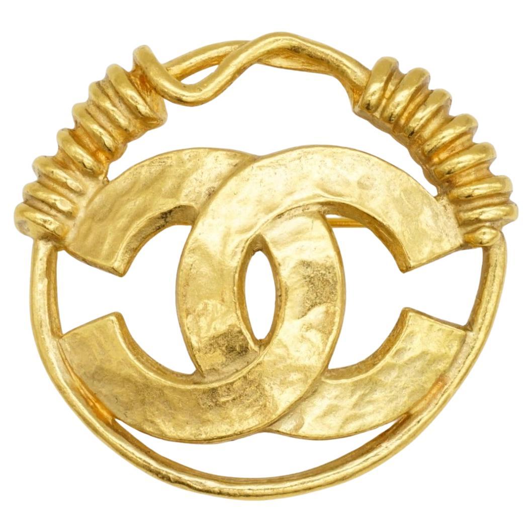 Chanel Vintage 1994 Logo CC Coco Round Circle Rope Interlocked Chunky Brooch