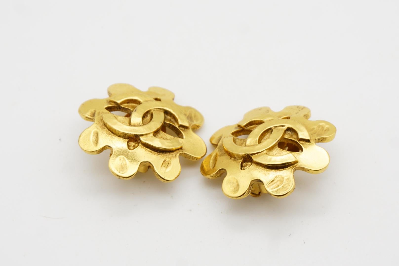 Chanel Vintage 1994 Textured Logo CC Coco Engraved Flower Openwork Earrings For Sale 6
