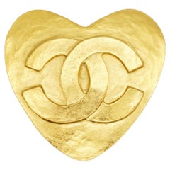 Chanel Vintage 1995 Gold Heart Love Relief Logo CC Coco Interlocked Brooch