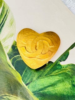 Chanel Vintage 1995 Heart Love Relief Logo CC Coco Interlocked Chunky Brooch
