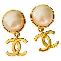 Chanel Vintage 1995 Iconic Gold CC Coco White Pearl Round Drop Clip Earrings