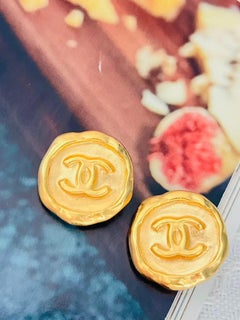 Chanel Vintage 1995 Iconic Gold Large Coco Circle Round Abnormal Badge Earrings