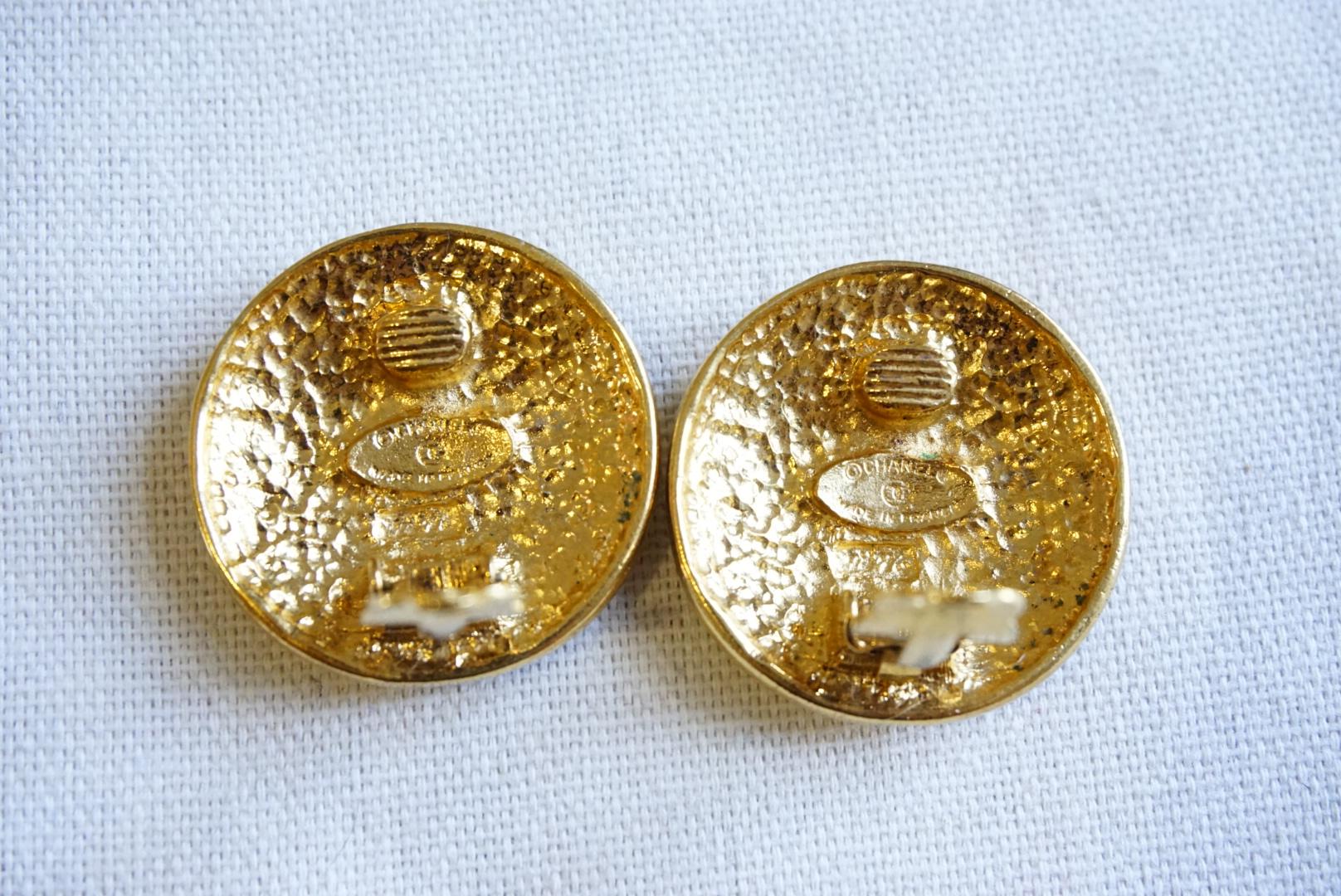 Chanel Vintage 1995 Large Camellia Flower Cross Engraved Circle Clip Earrings 7